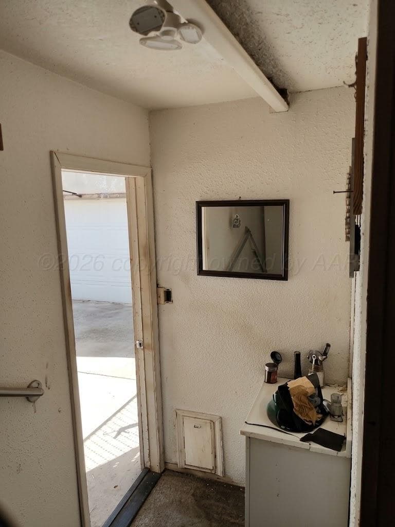 211 N 2nd Street, Quitaque, TX 79255, photo 10