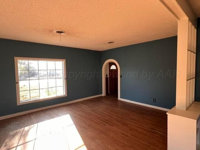 322 S Roland Street, Spearman, TX 79081, photo 4