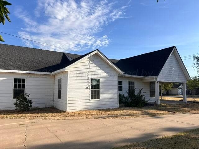 322 S Roland Street, Spearman, TX 79081, photo 16