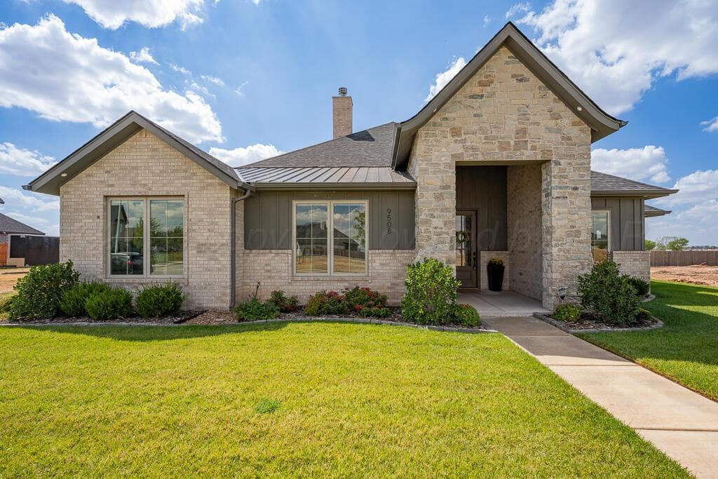 9508 STONECREST Drive, Amarillo, TX 79118-1736
