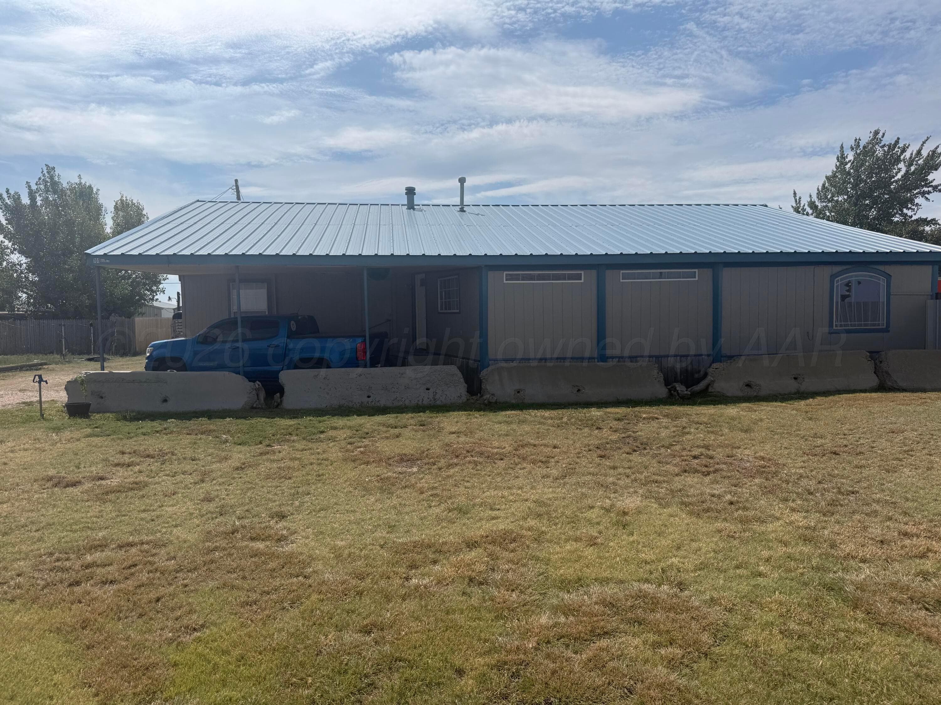 101 Gaines Street, Claude, TX 79019, photo 8