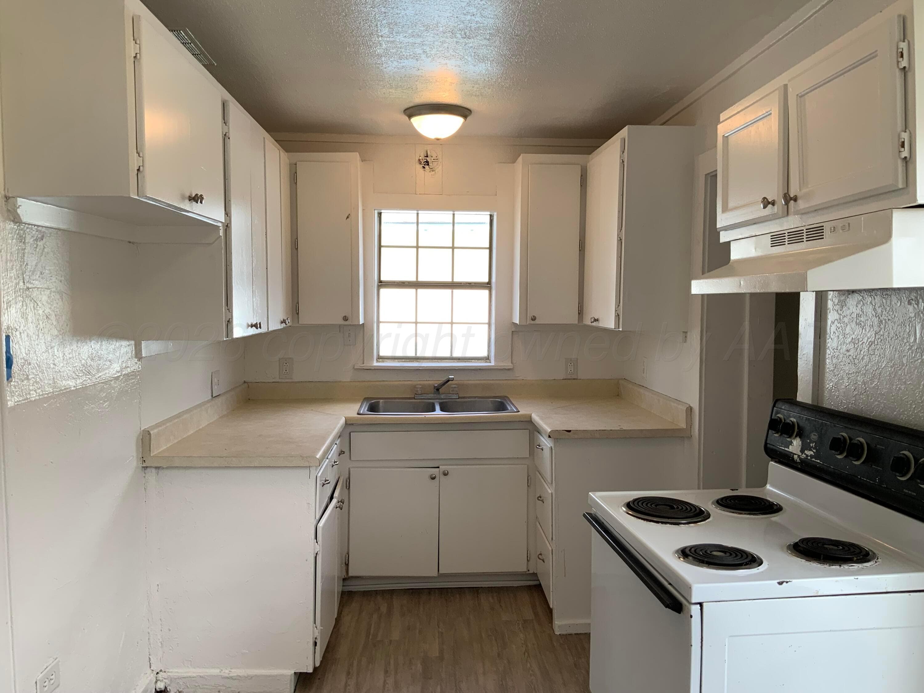 611 S ALABAMA Street, Amarillo, TX 79106-8937, photo 3