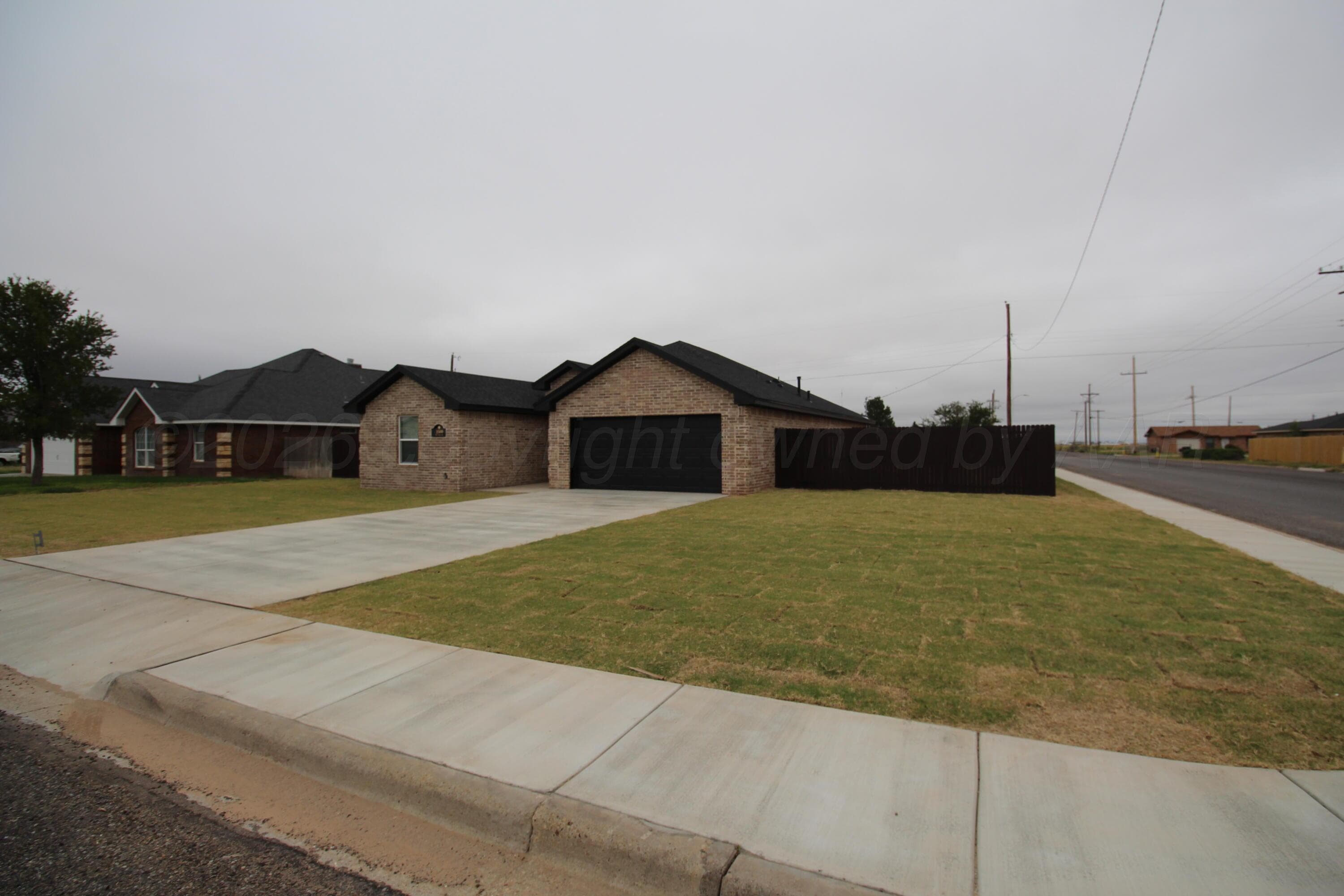 1500 N Irving Street, Hereford, TX 79045, photo 3