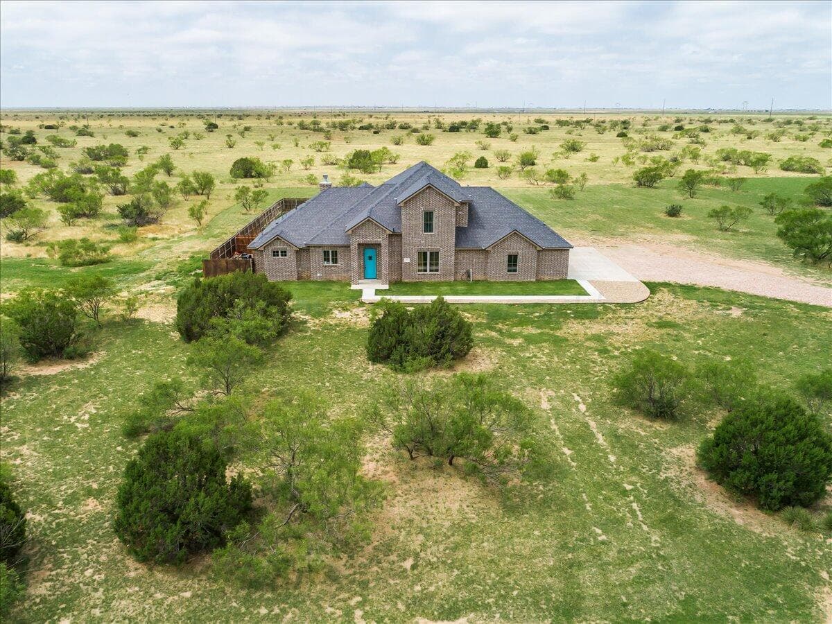 1000 Canyon Parkway, Canyon, TX 79015