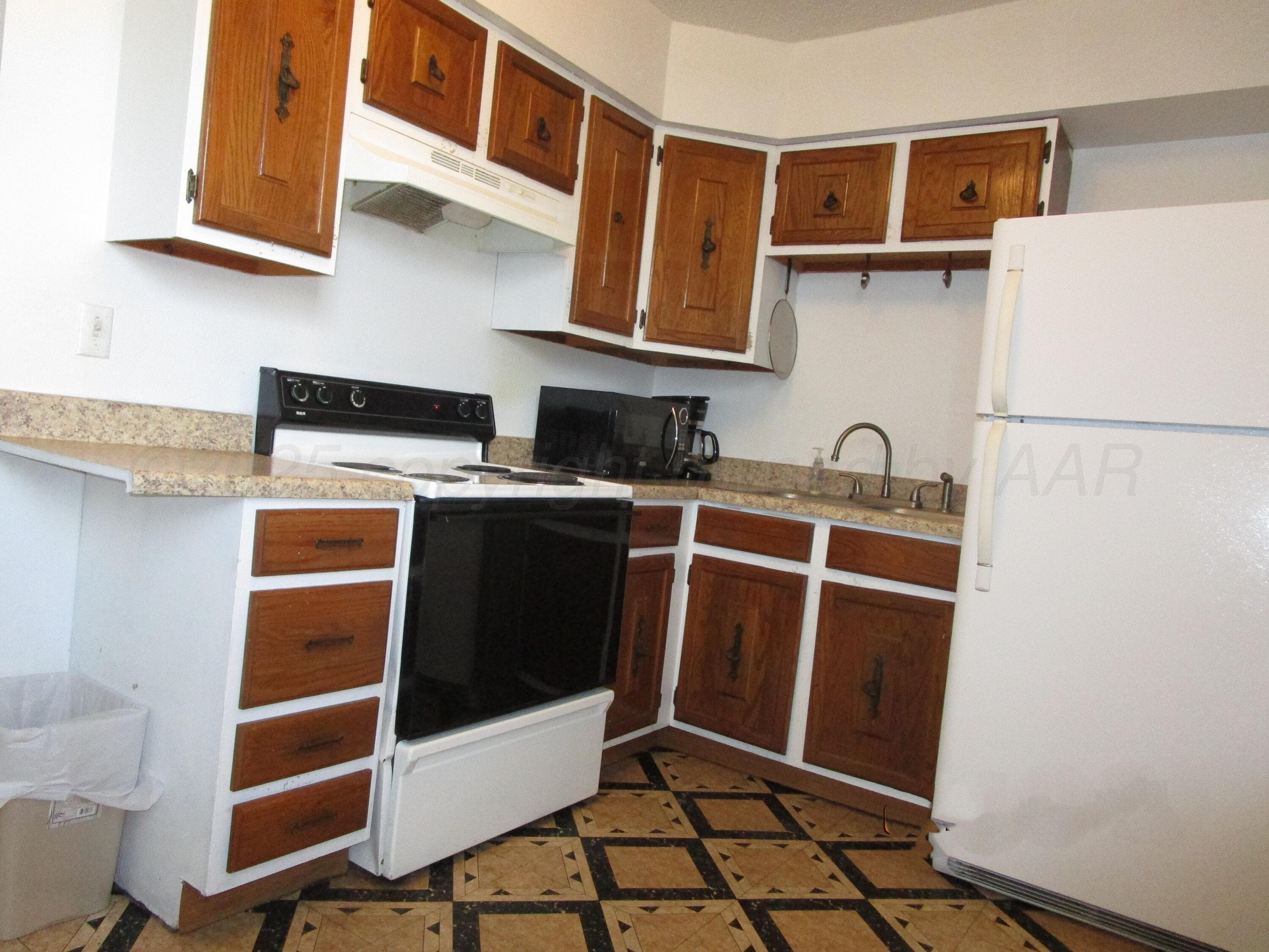 200 W 7th, B, Borger, TX 79007, photo 3