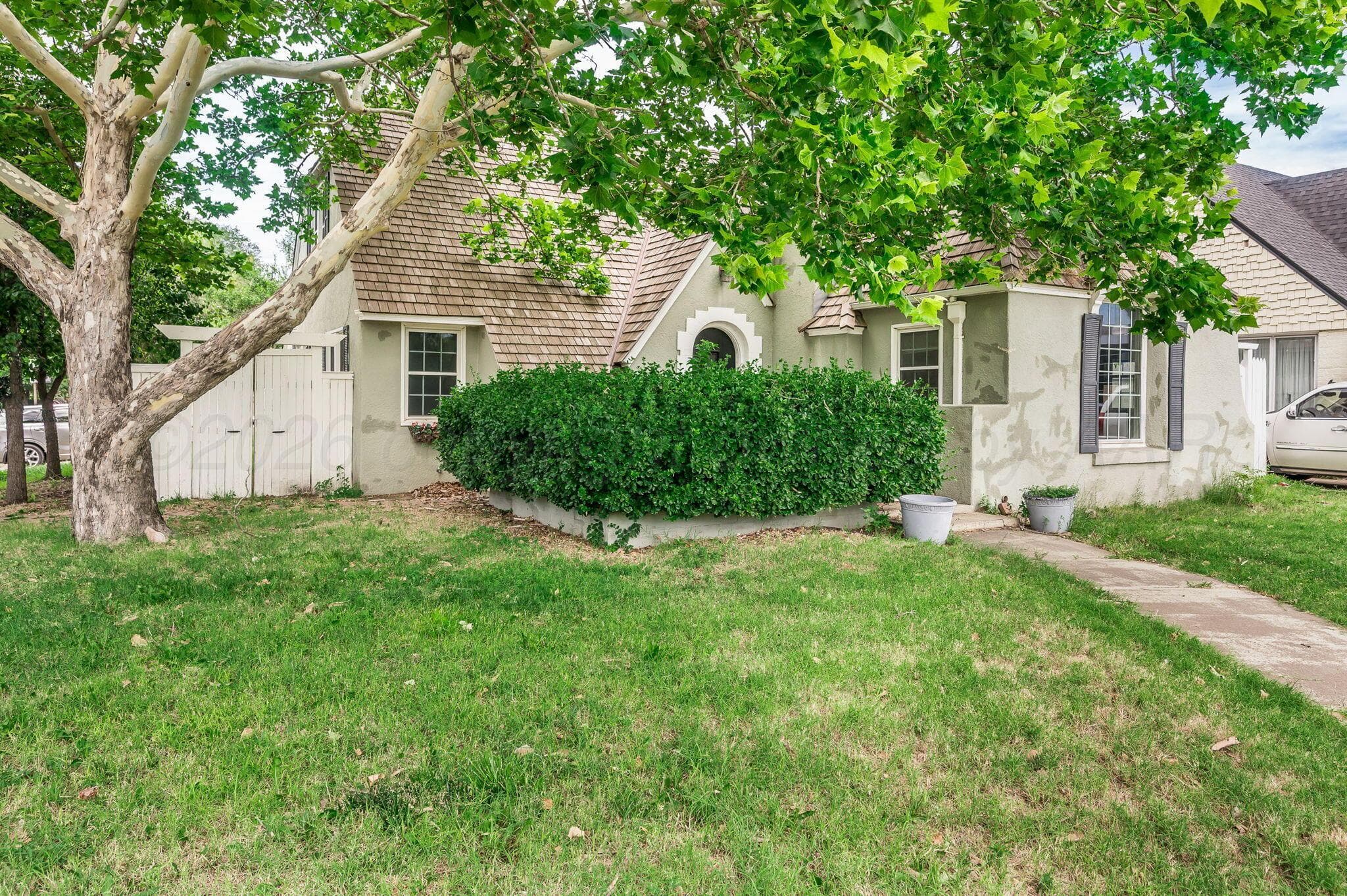 2422 S WASHINGTON Street, Amarillo, TX 79109