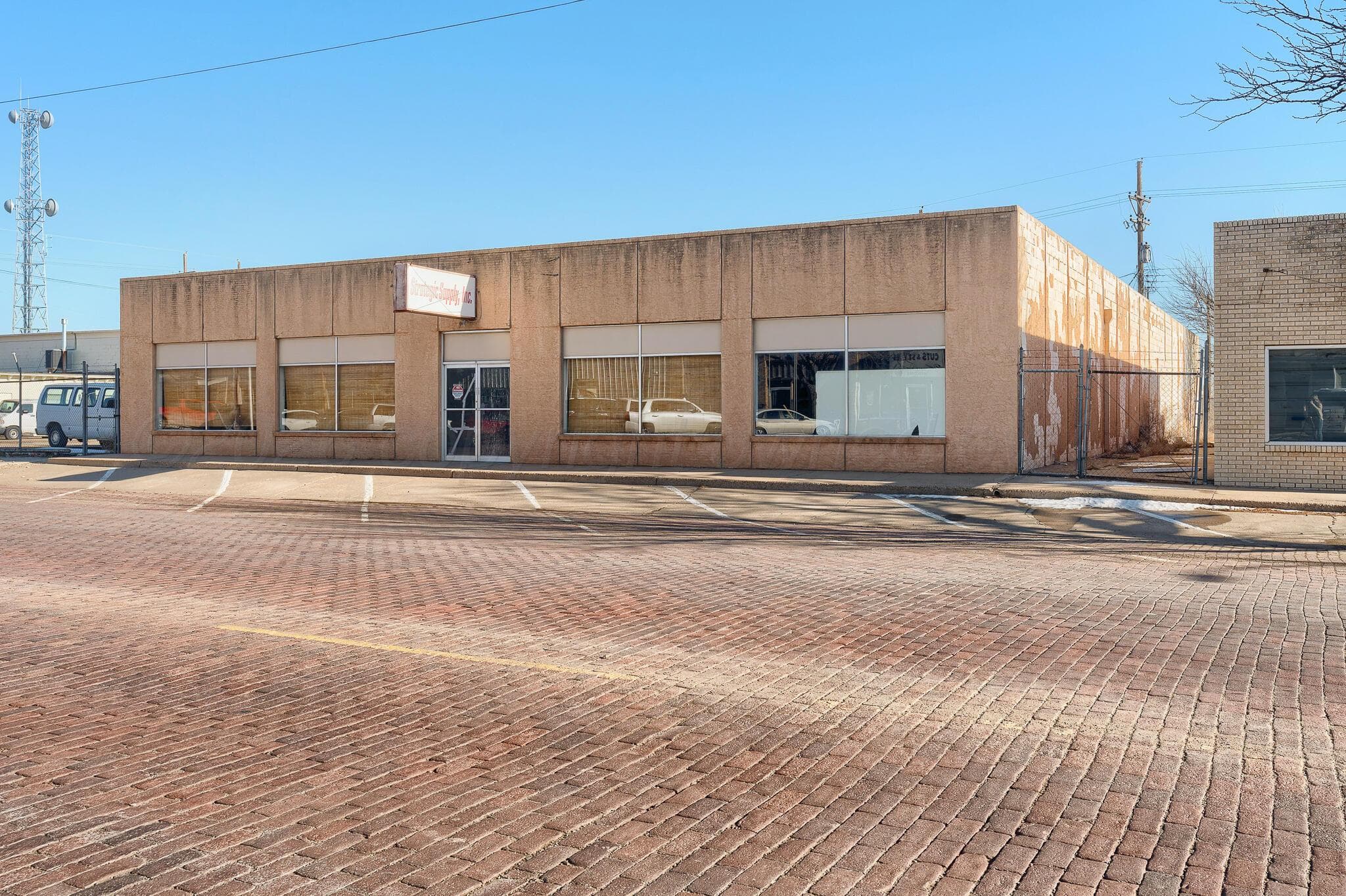315 S CUYLER Street, Pampa, TX 79065-7313