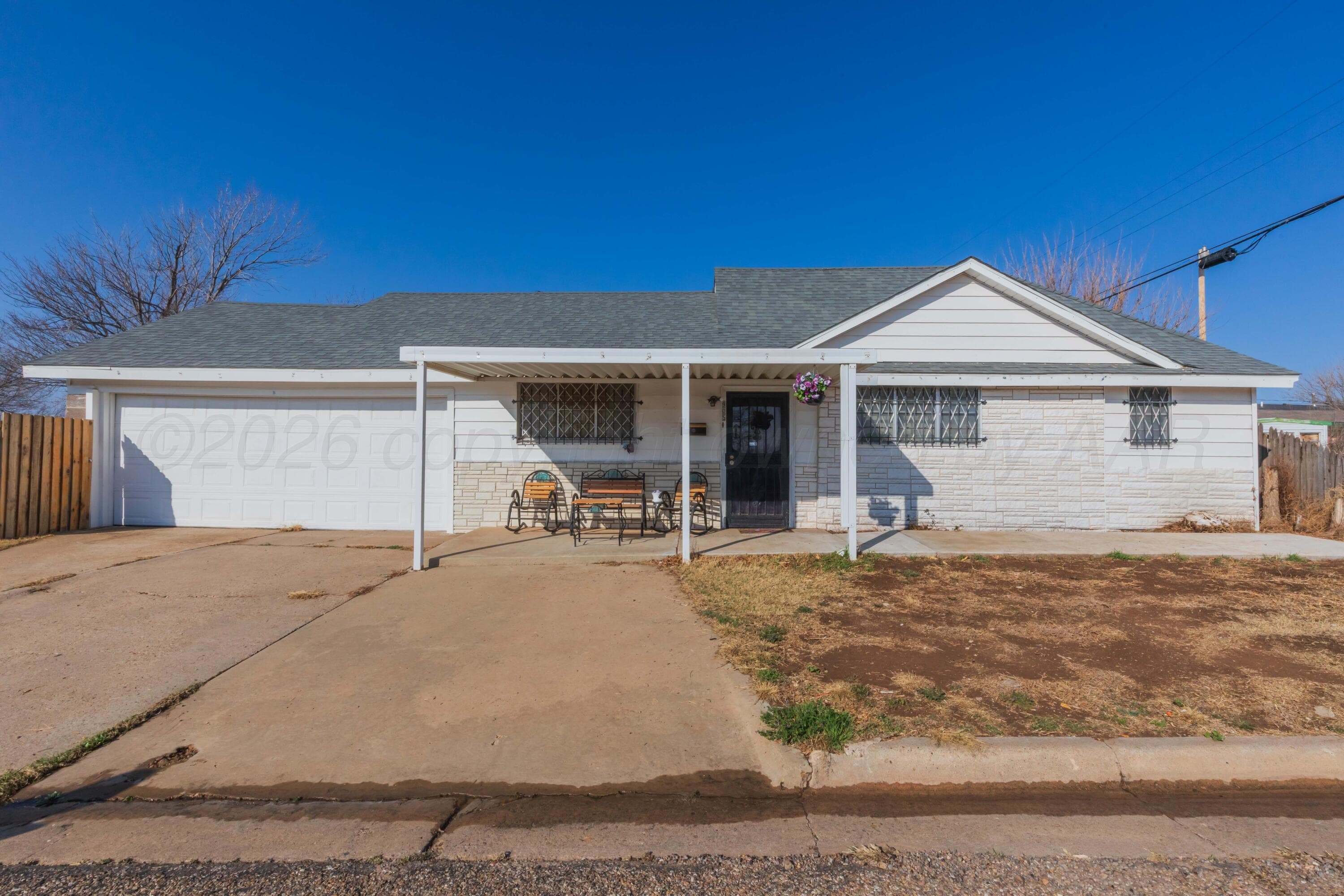905 N TRAVIS Street, Amarillo, TX 79107-1724