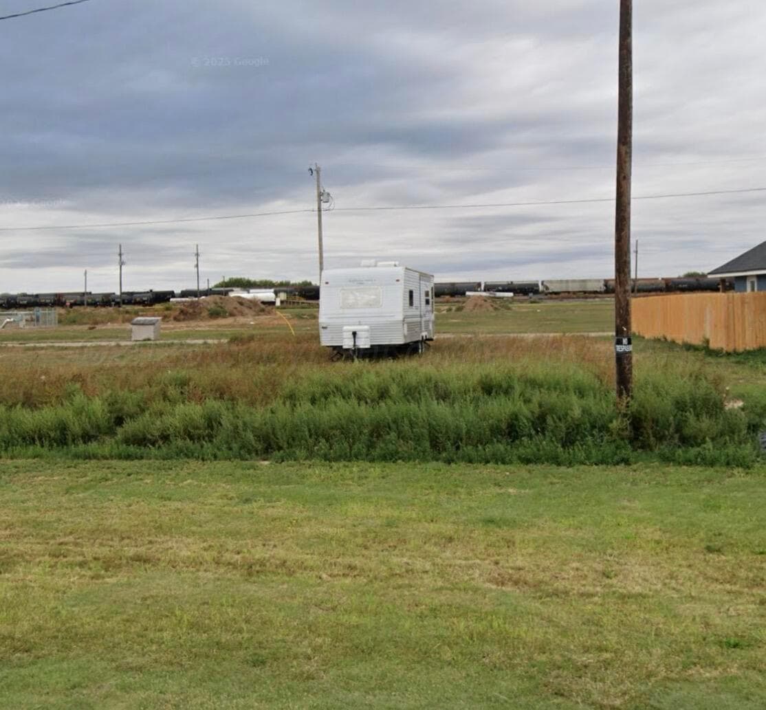 512 POPLAR, Cactus, TX 79013
