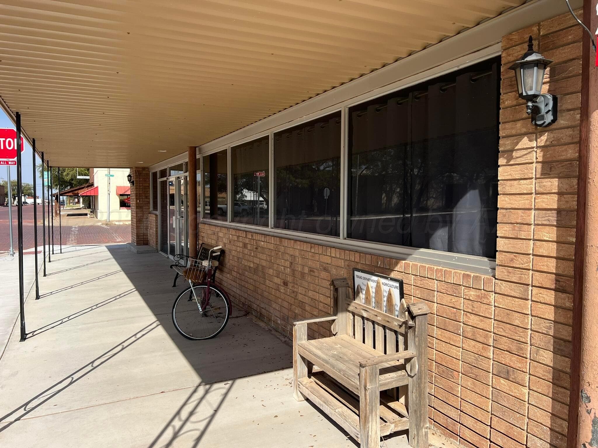 240 N Main Street, Childress, TX 79201, photo 2
