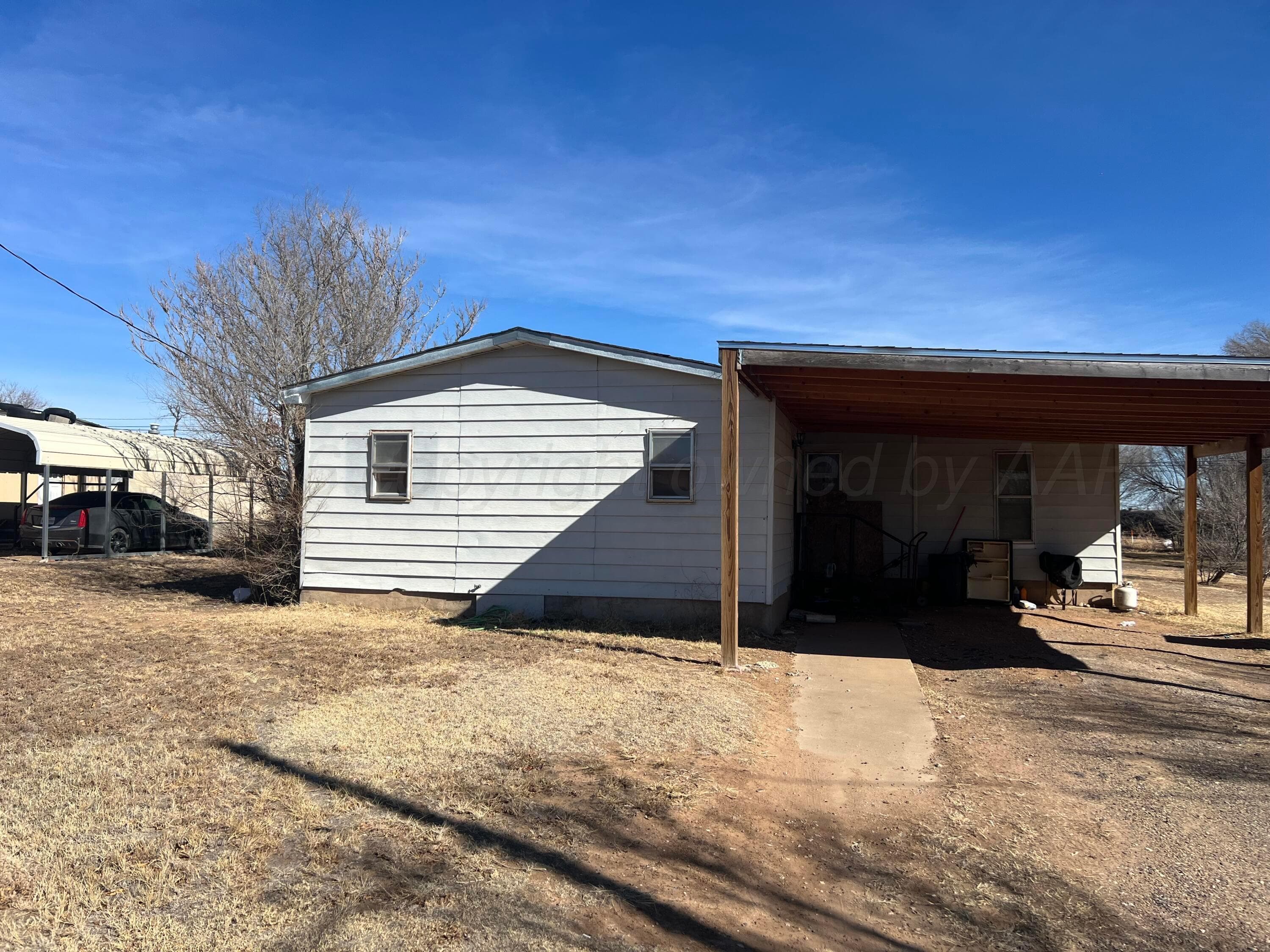 802 S Maple Avenue, Friona, TX 79035, photo 2