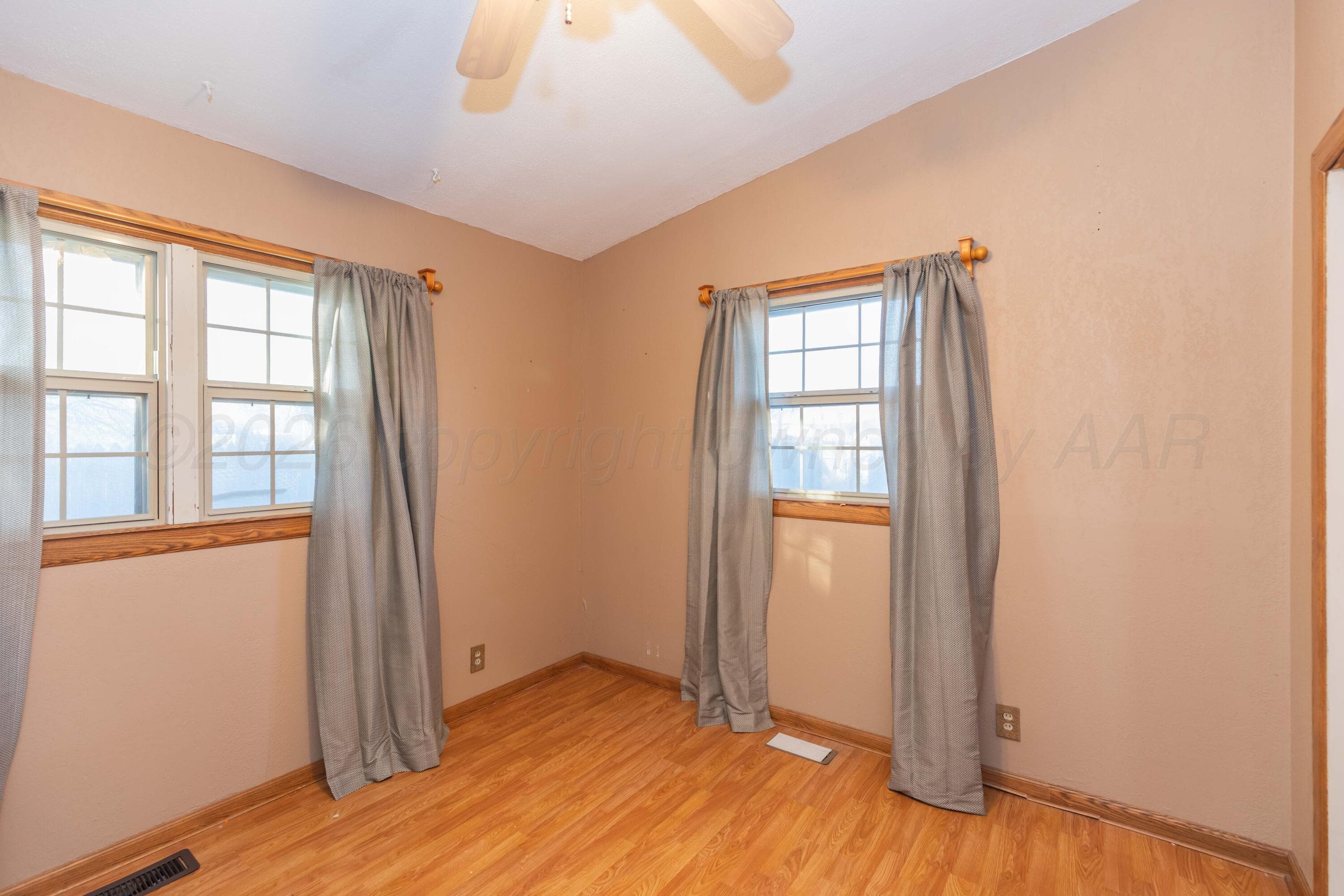 407 N POWELL Street, Pampa, TX 79065-5037, photo 19