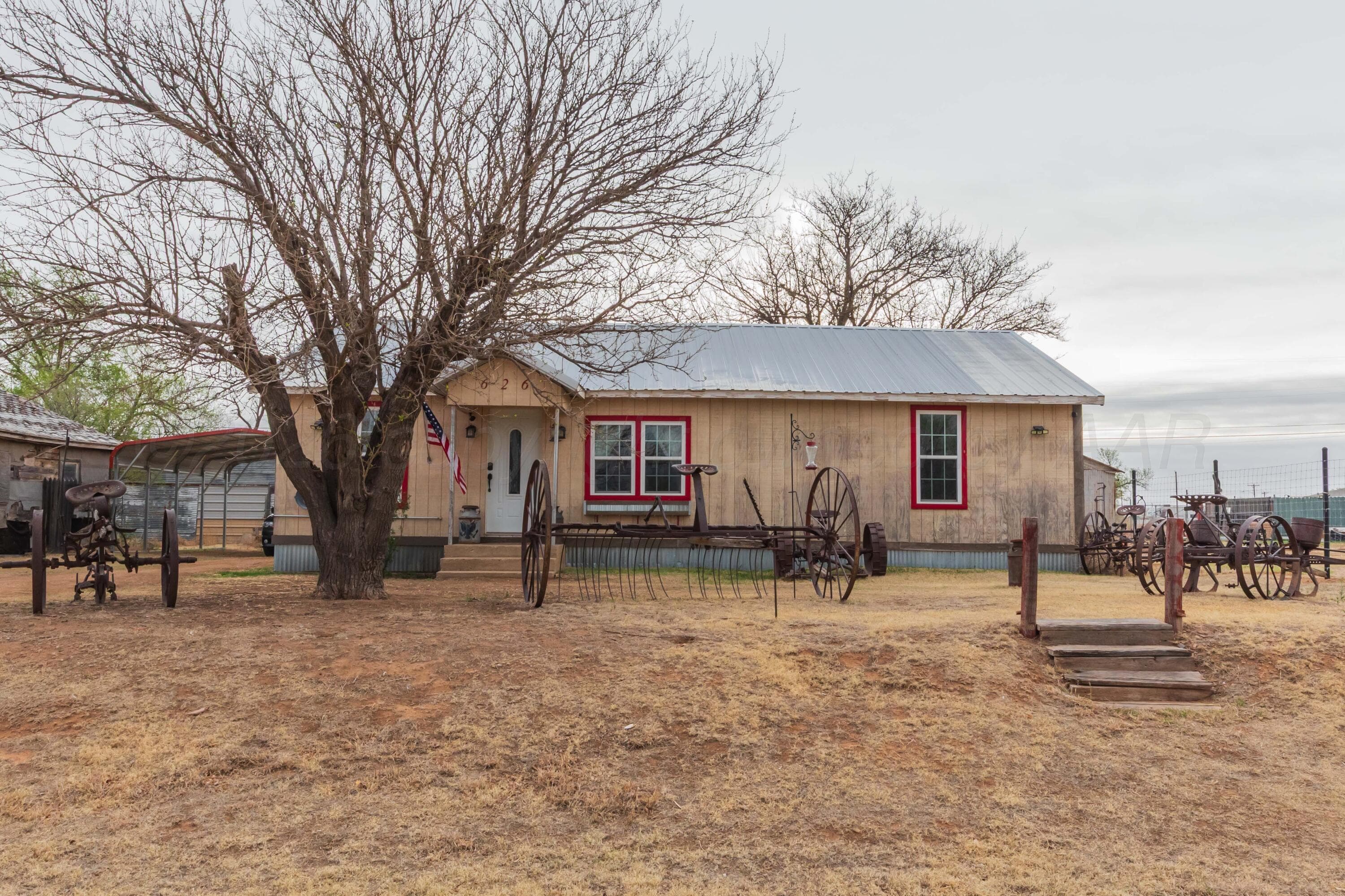 626 N Davis Street, Pampa, TX 79065-5108, photo 2
