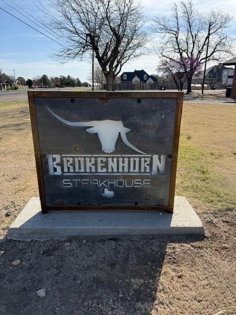 520 SE 24TH Avenue, Perryton, TX 79070-5204, photo 3