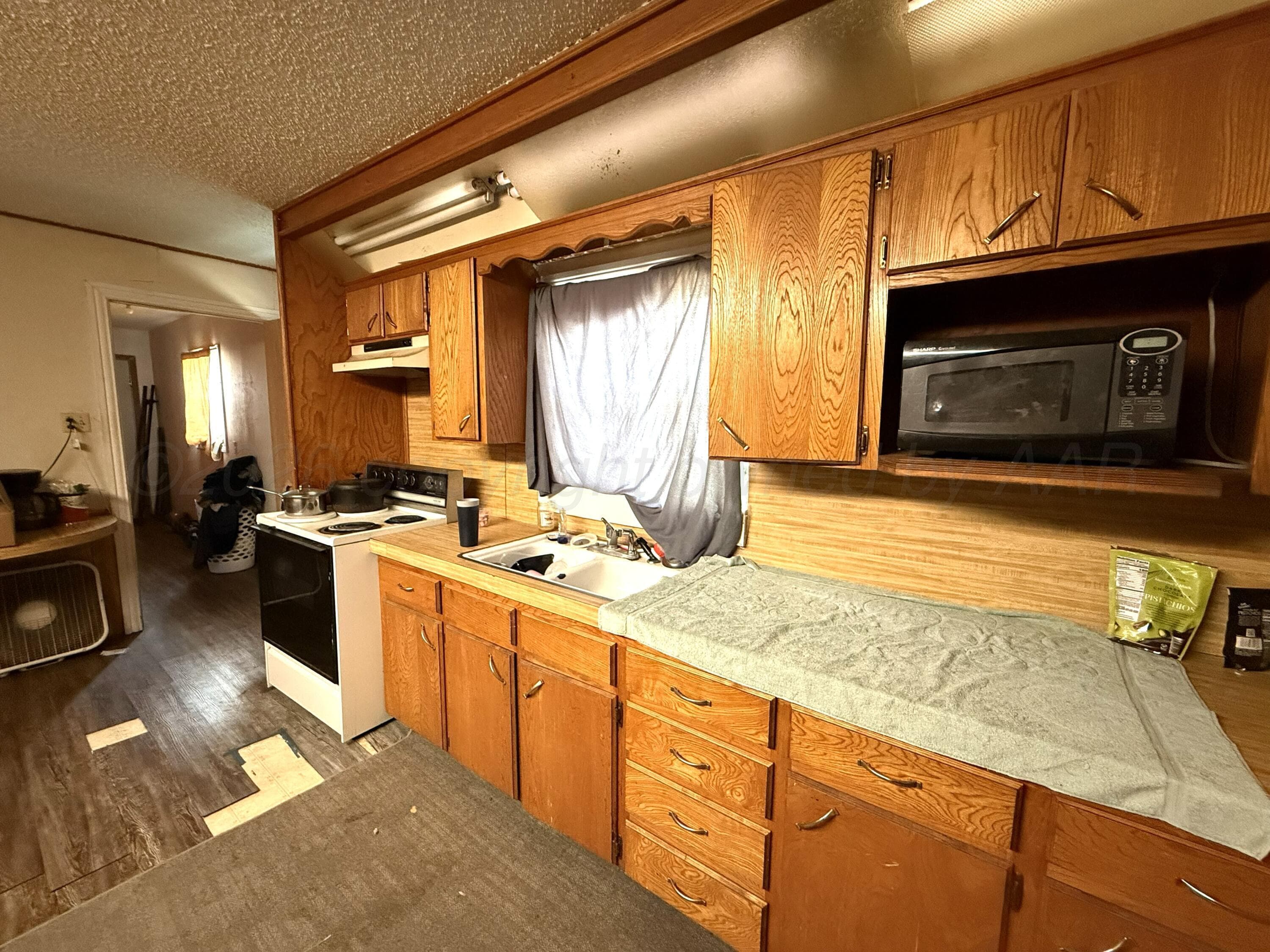 807 N WEST Street, Pampa, TX 79065-5341, photo 6