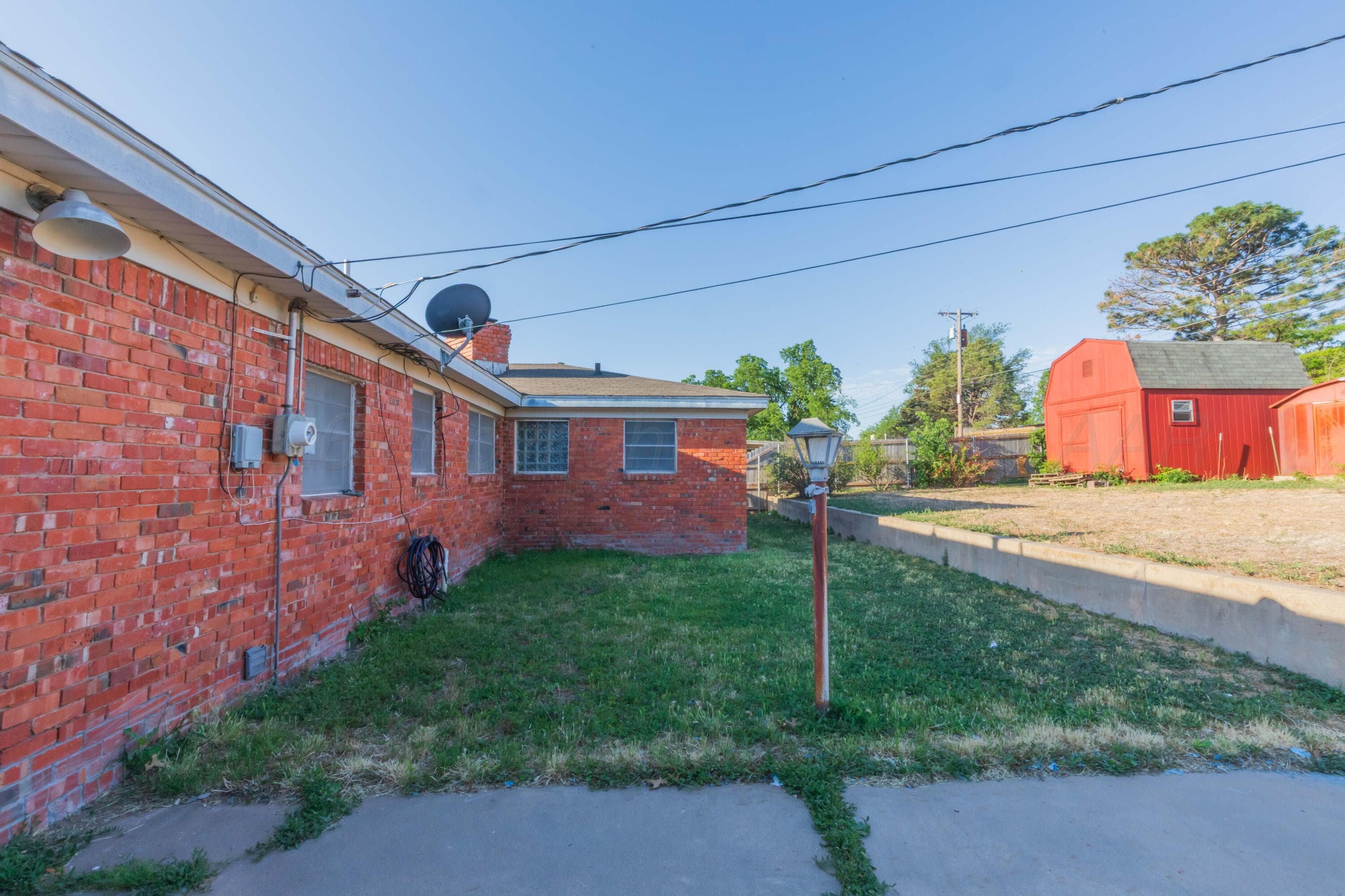 2125 N DOGWOOD Lane, Pampa, TX 79065-3825, photo 36