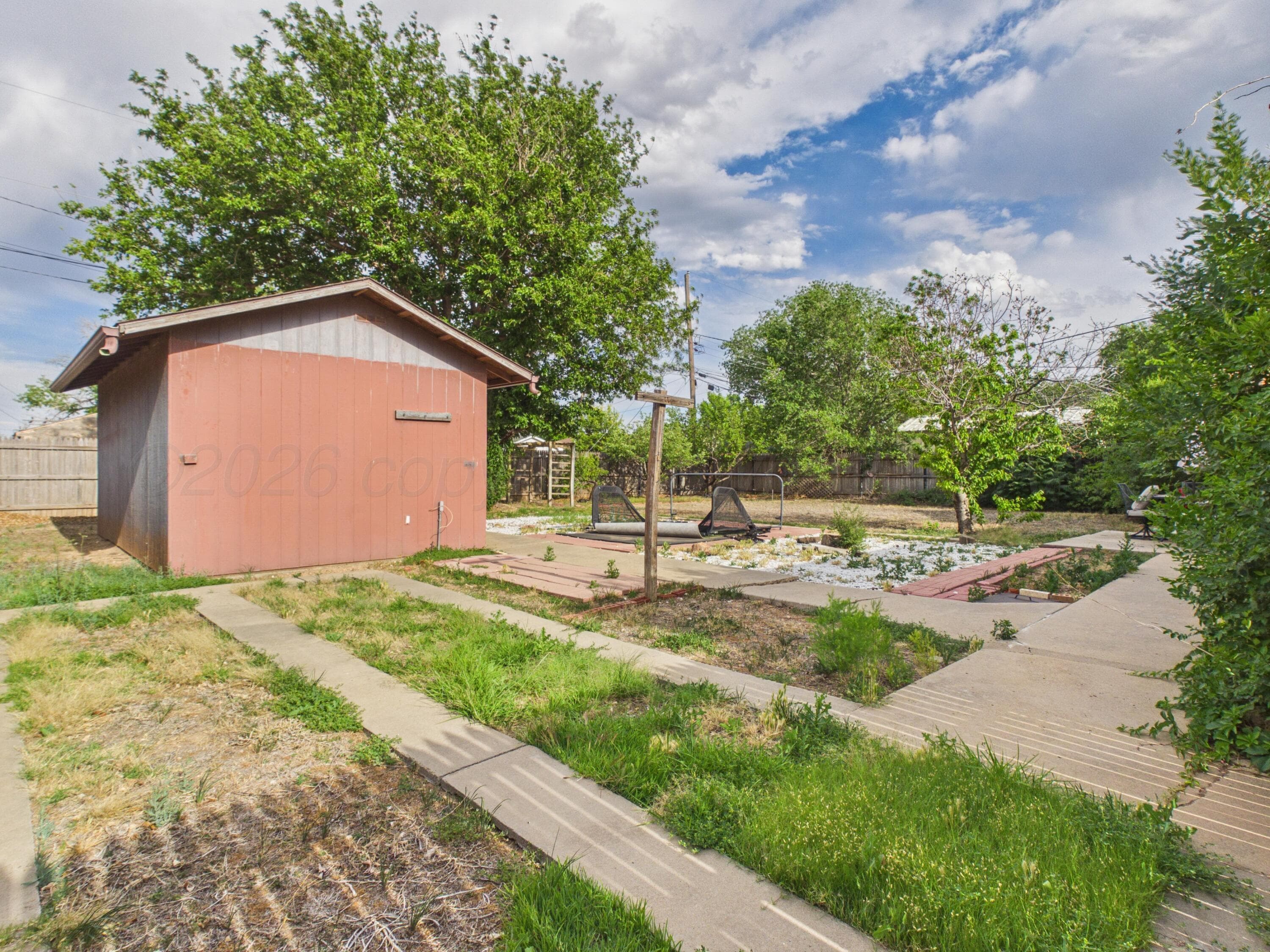 318 CEDAR Avenue, Dumas, TX 79029-2802, photo 23
