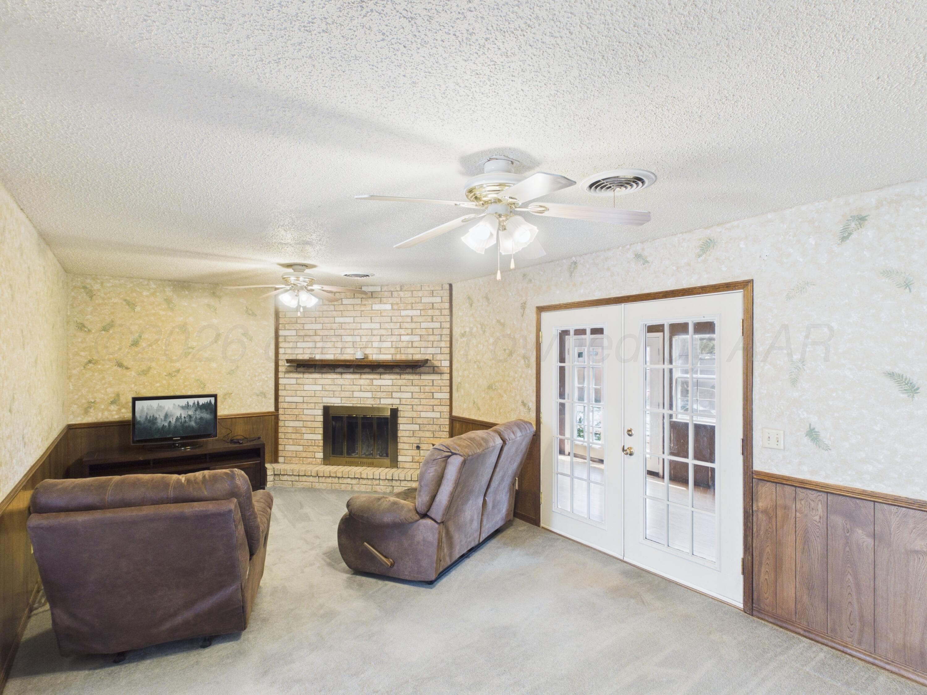 318 CEDAR Avenue, Dumas, TX 79029-2802, photo 4