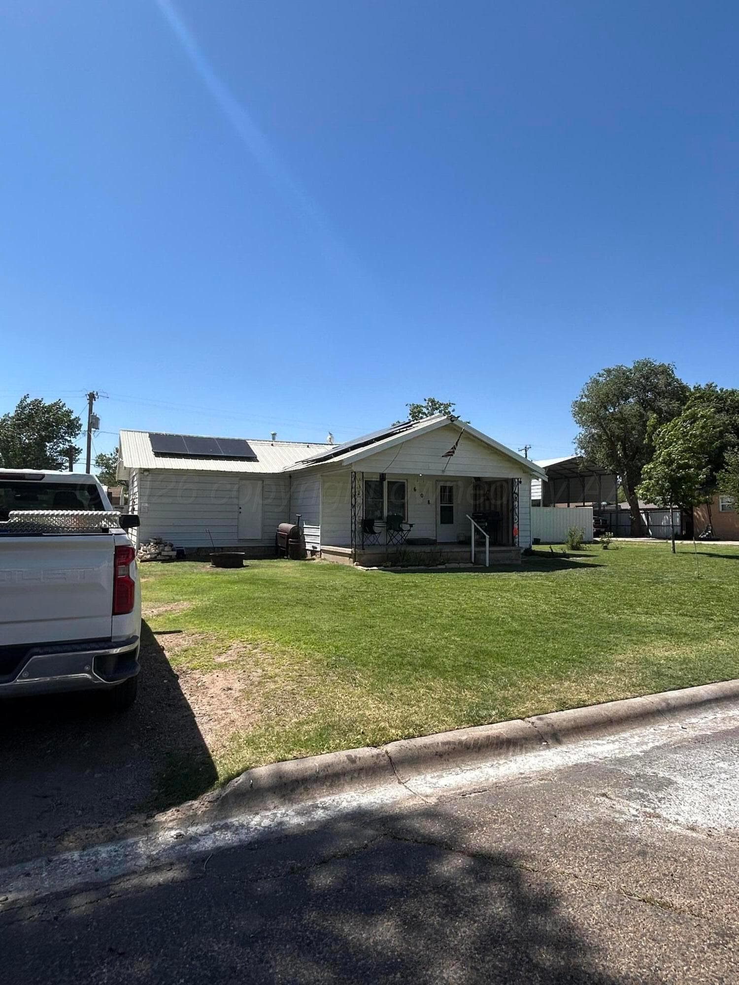608 Richardson Avenue, Gruver, TX 79040, photo 4