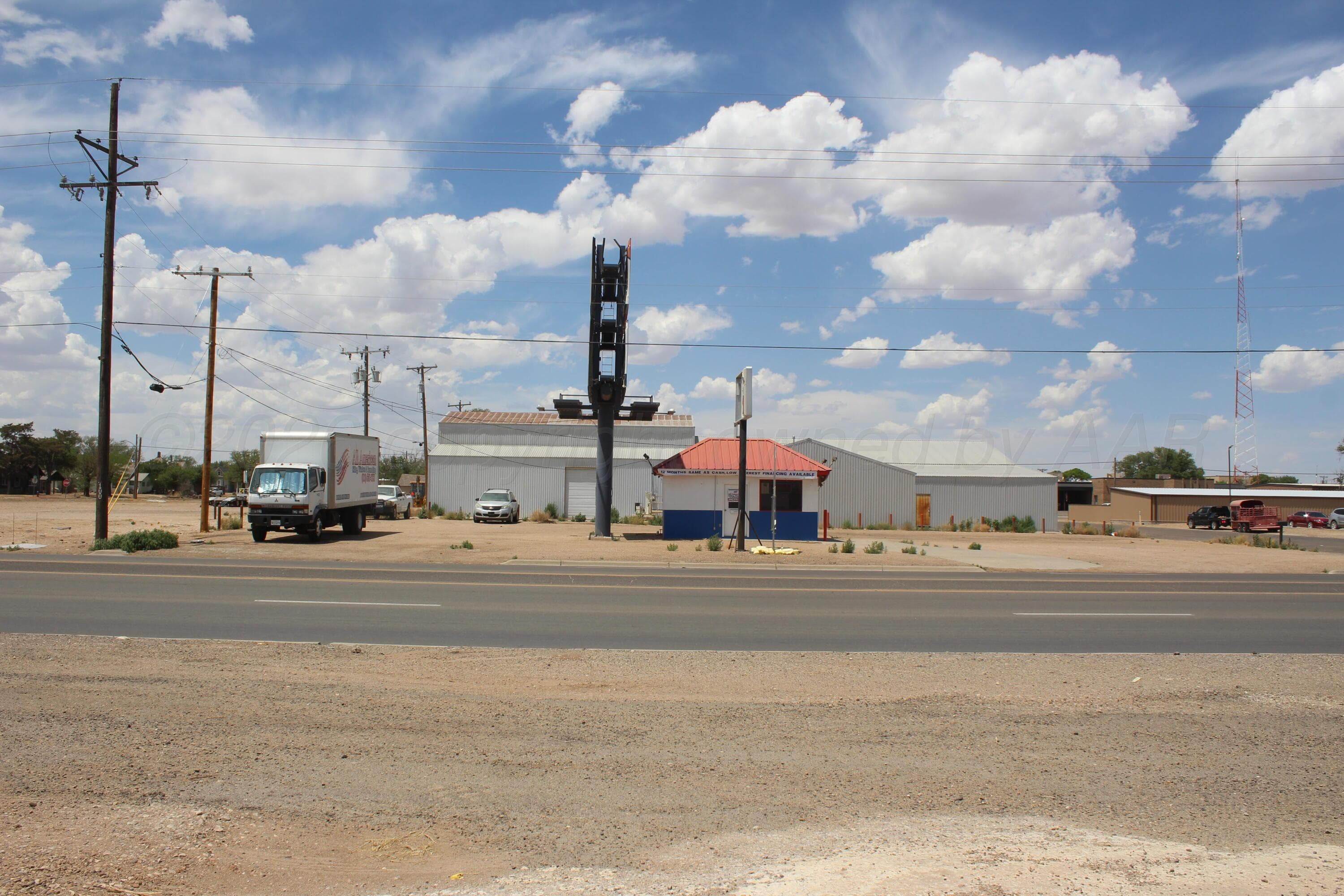 300 W 1st Street, Hereford, TX 79045, photo 2