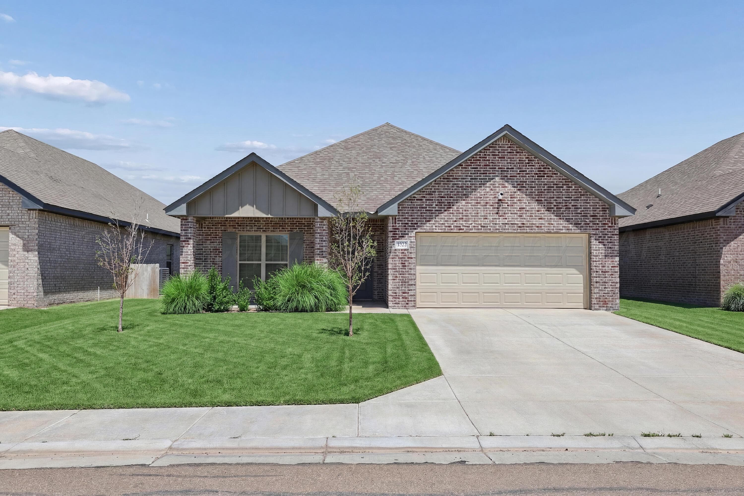 9910 HARTNETT Court, Amarillo, TX 79119-1824, photo 2