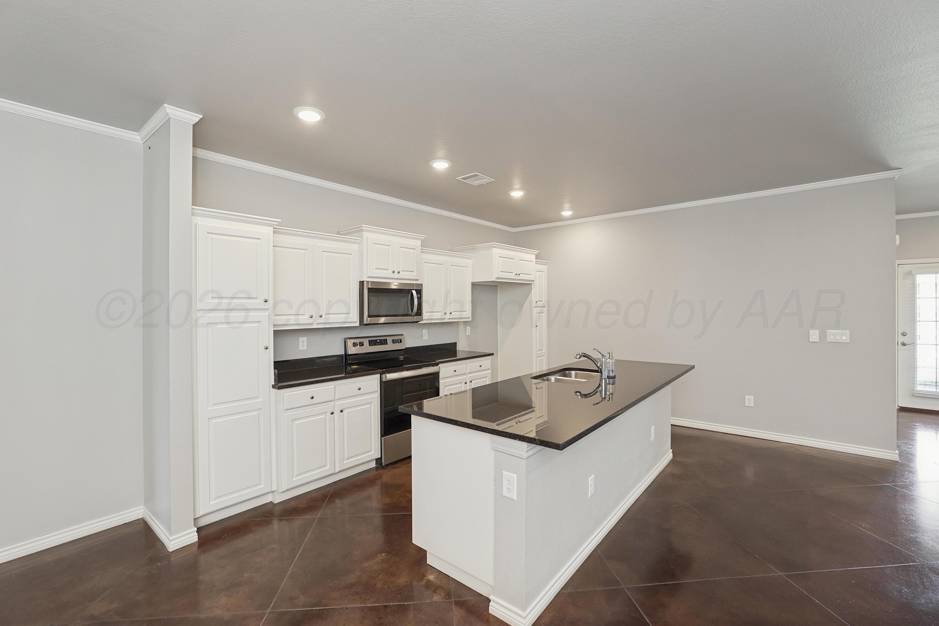 9910 HARTNETT Court, Amarillo, TX 79119-1824, photo 10