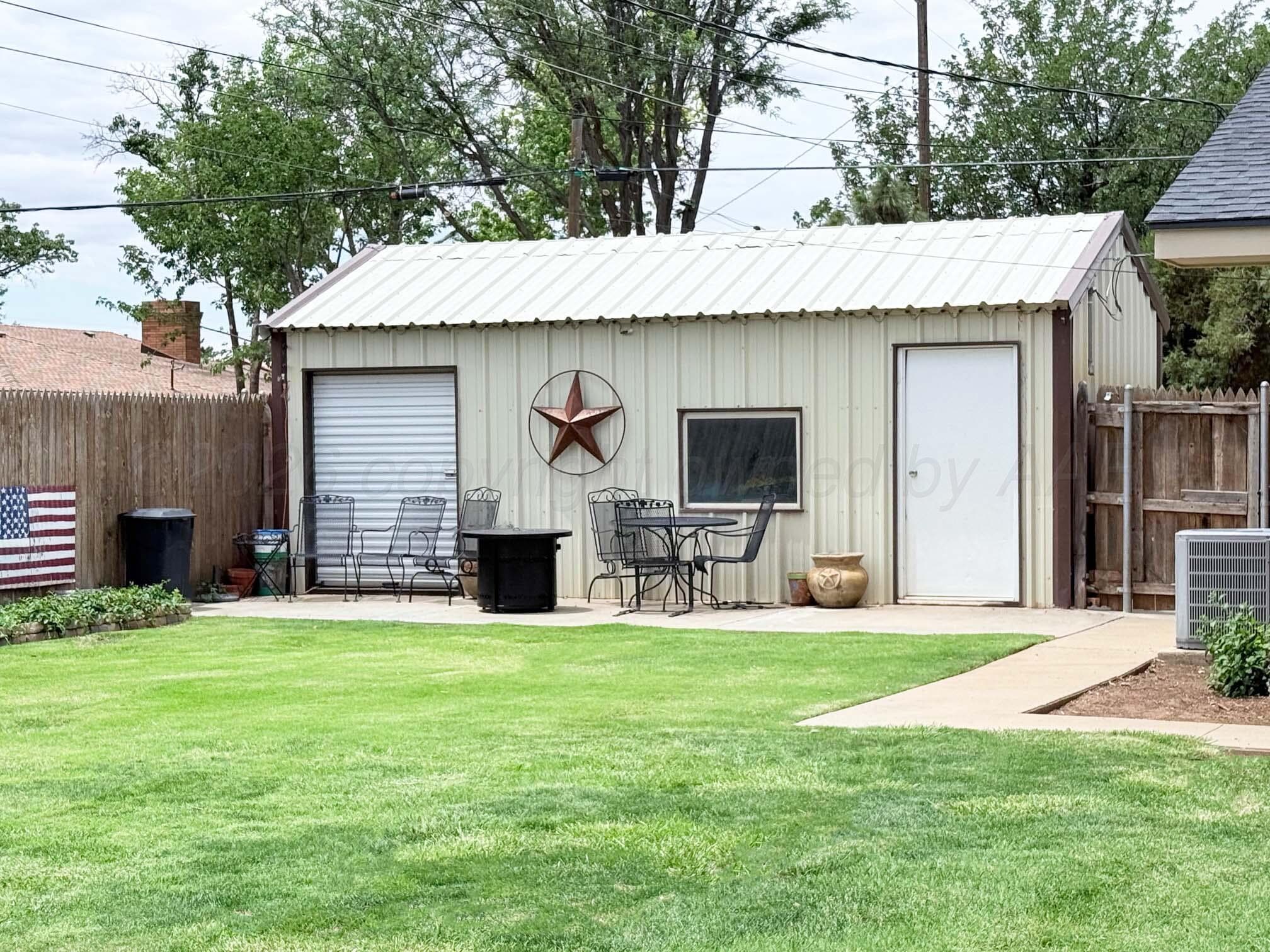 733 W Oak Street, Dimmitt, TX 79027, photo 7
