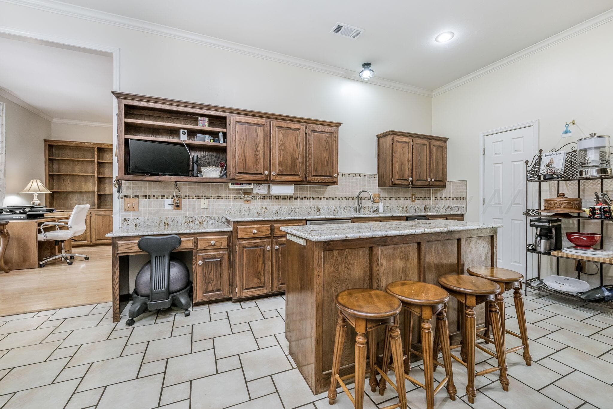 7809 Bent Tree Drive, Amarillo, TX 79121, photo 11