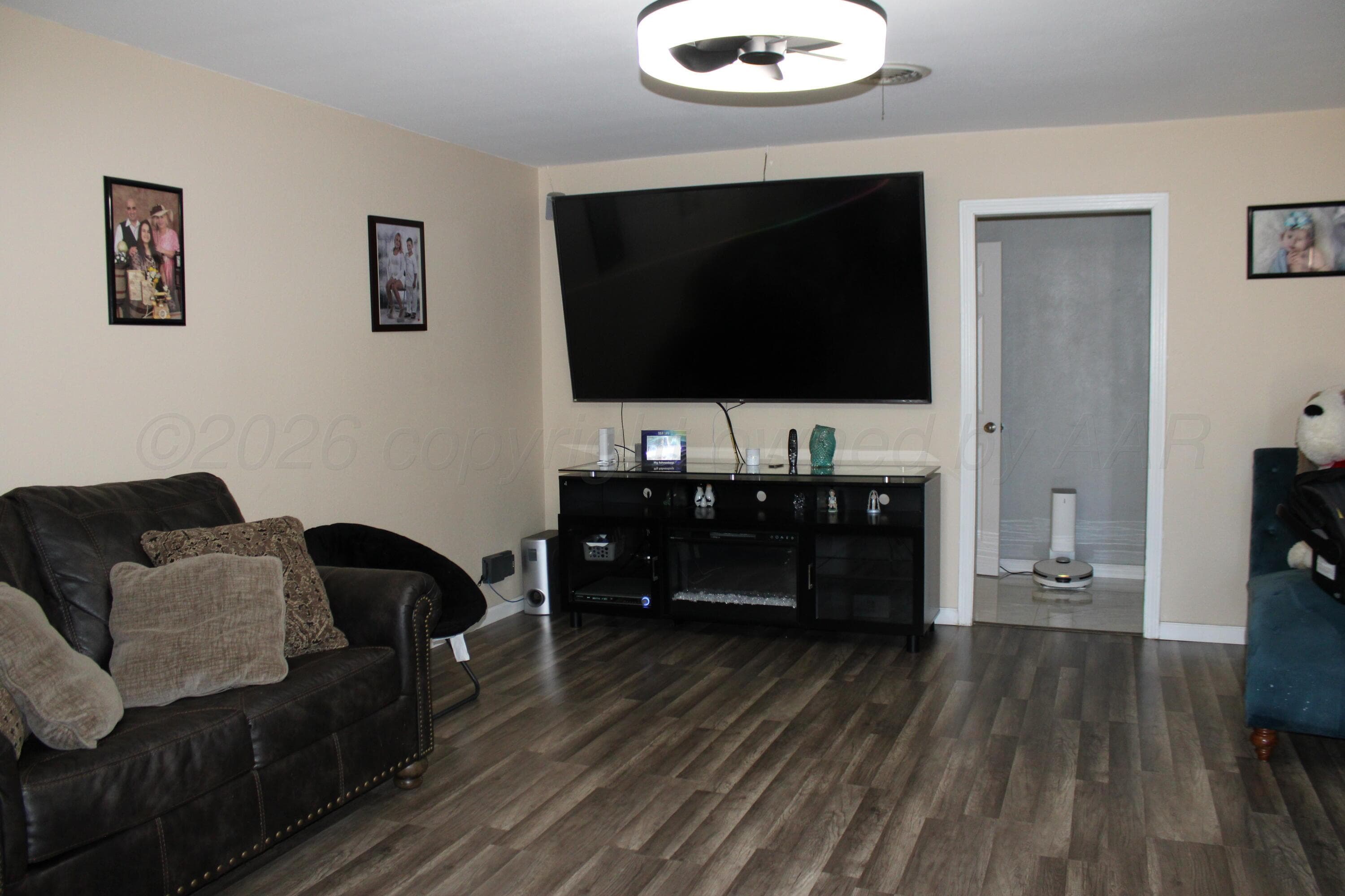 613 S MADDOX Avenue, Dumas, TX 79029-4543, photo 3