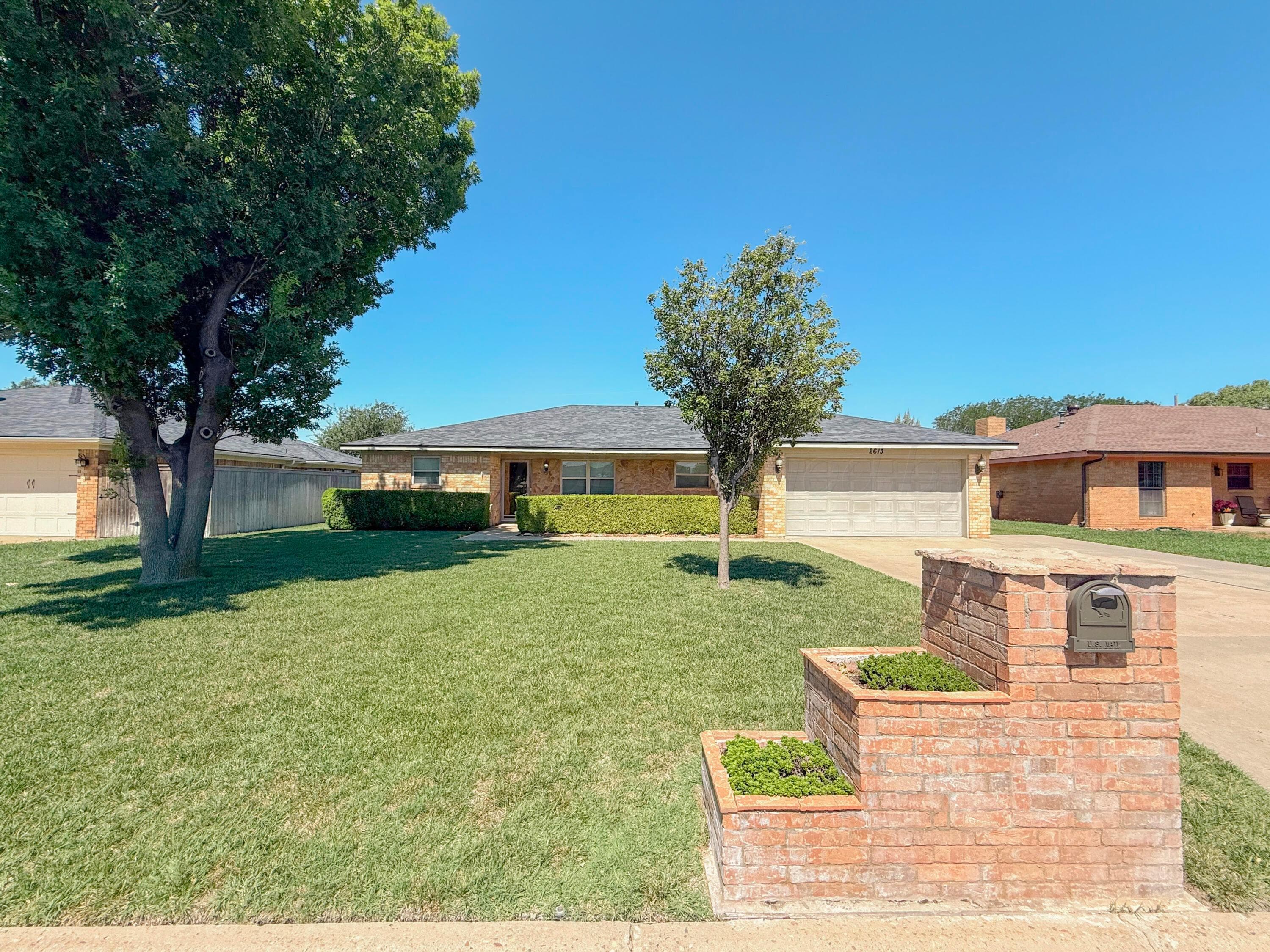 2613 N FIR Street, Pampa, TX 79065-3142, photo 2