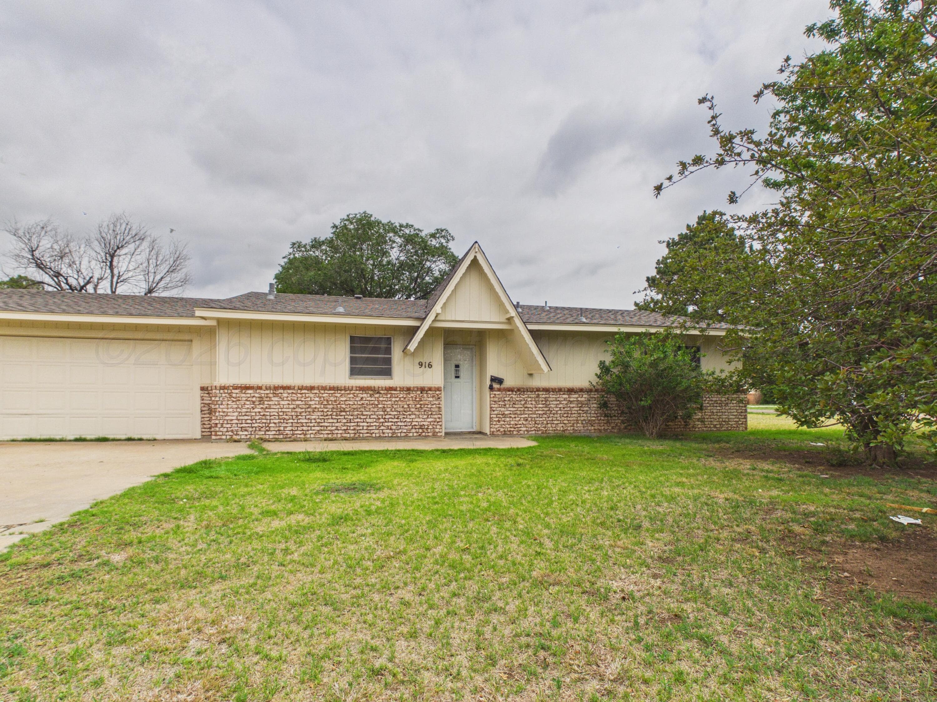 916 E 10TH Street, Dumas, TX 79029-5207, photo 15