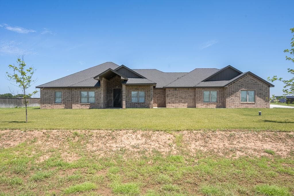 400 DESERT QUAIL Road, Canyon, TX 79015-1964