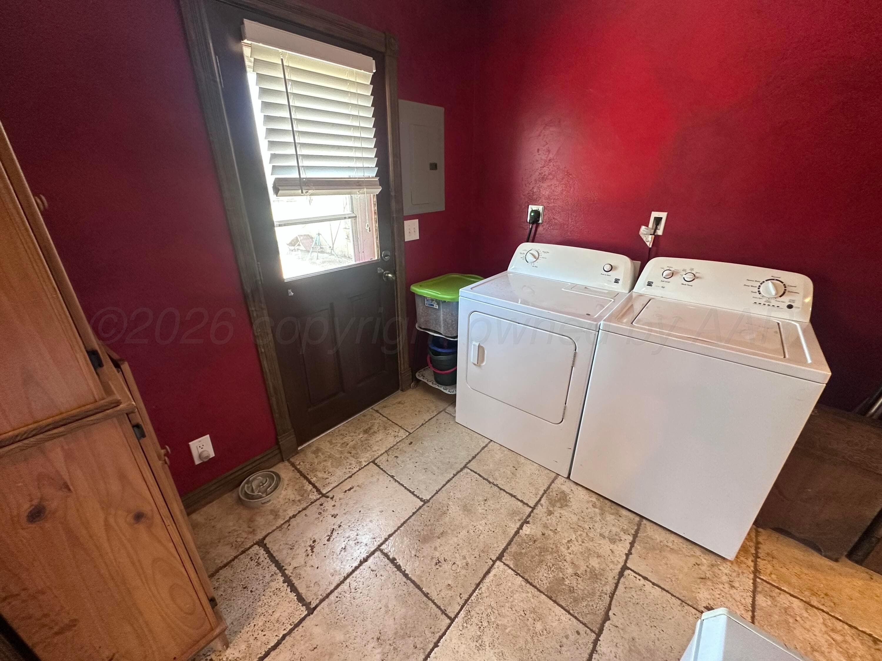 911 ROOSEVELT Street, Skellytown, TX 79080, photo 9