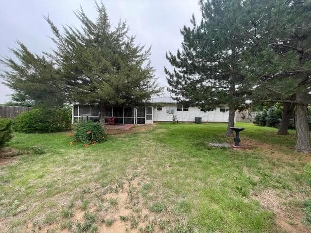 1118 Norman Avenue, Dalhart, TX 79022, photo 6