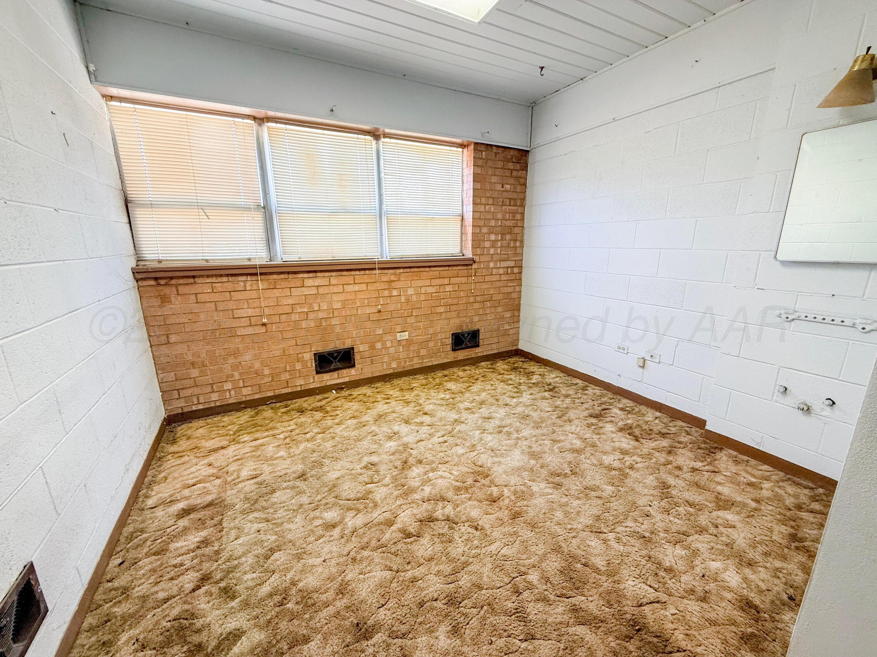 1146 N HOBART Street, Pampa, TX 79065-4604, photo 40