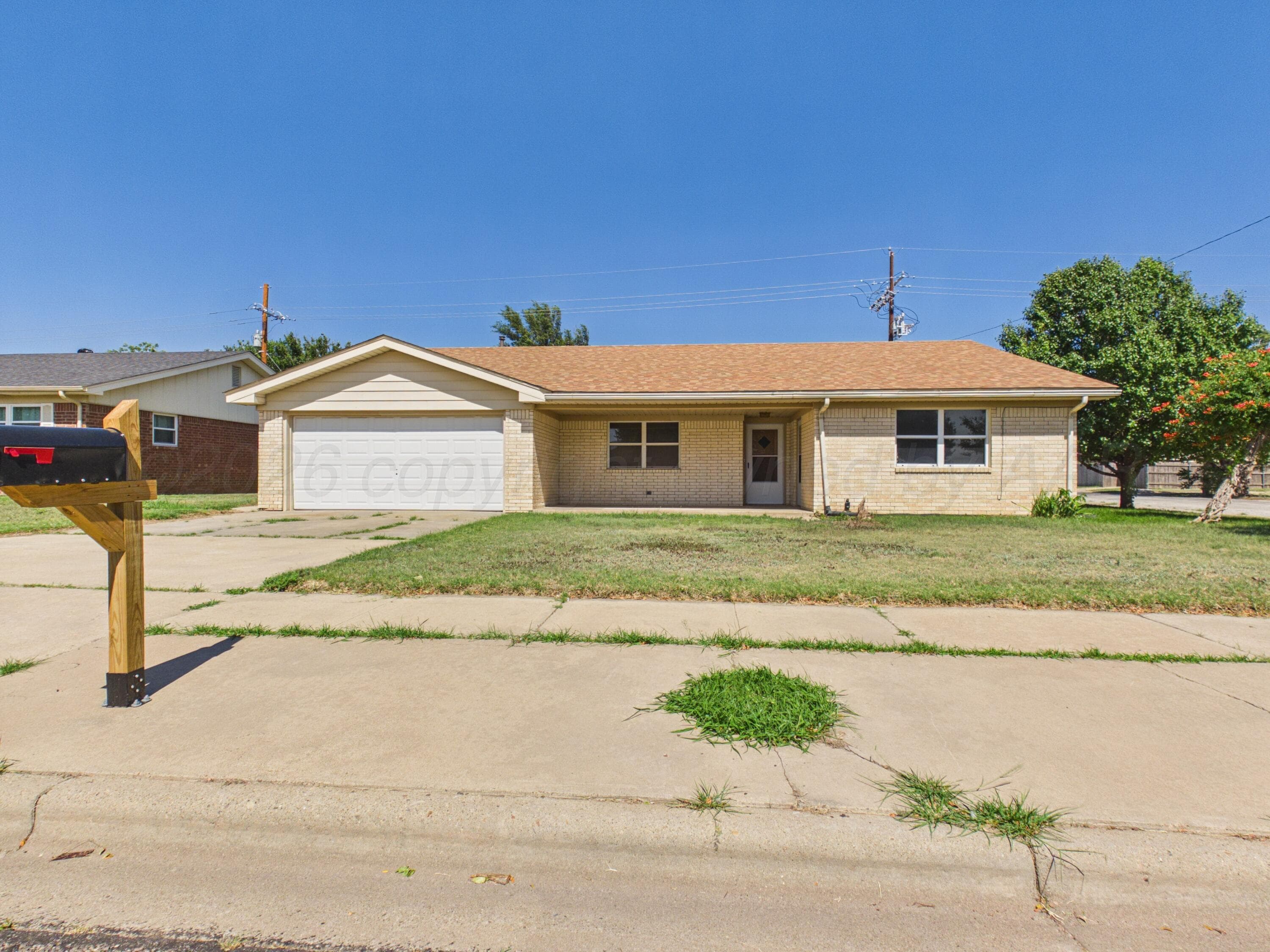 1800 LYNN Street, Pampa, TX 79065-3232, photo 3