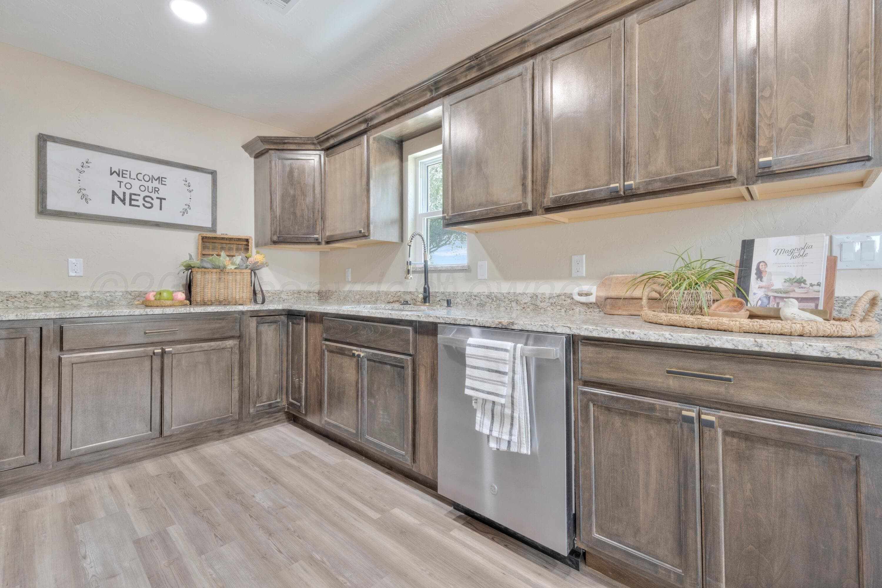 809 N MADDOX Avenue, Dumas, TX 79029-7813, photo 6