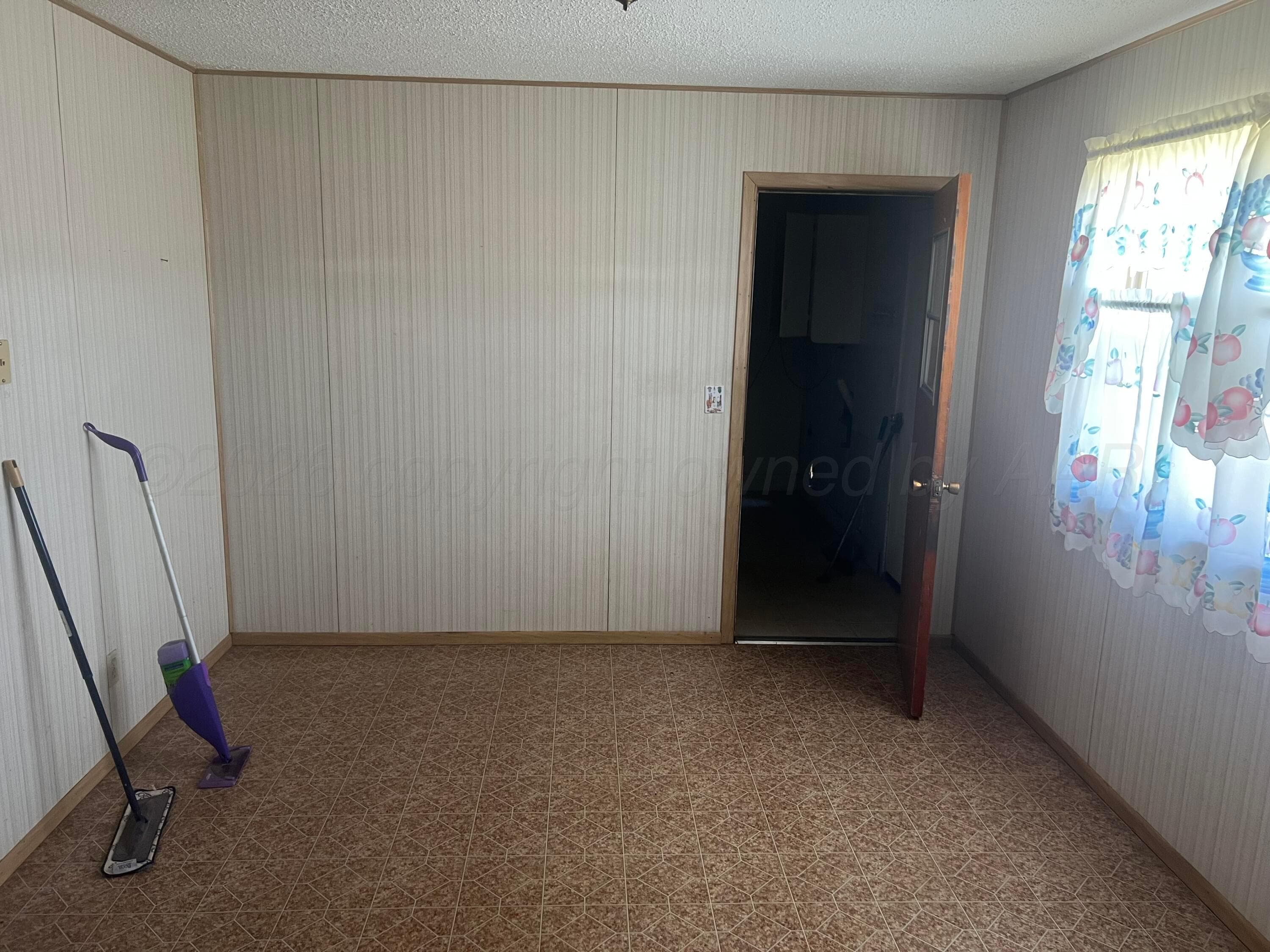 1512 James Avenue, Friona, TX 79035, photo 6