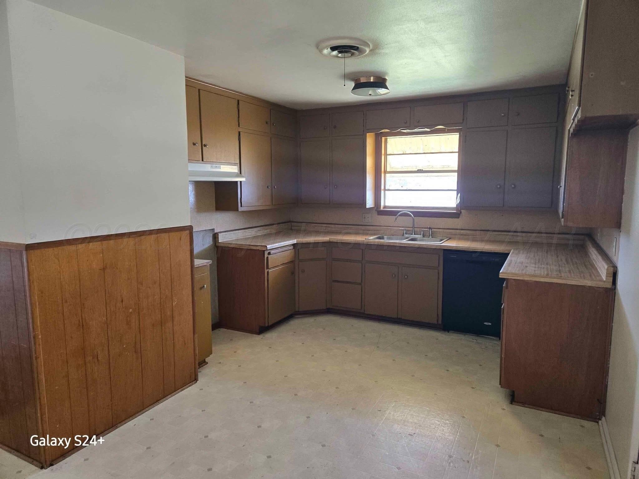 504 S FAIRMONT Street, Amarillo, TX 79106-8625, photo 5