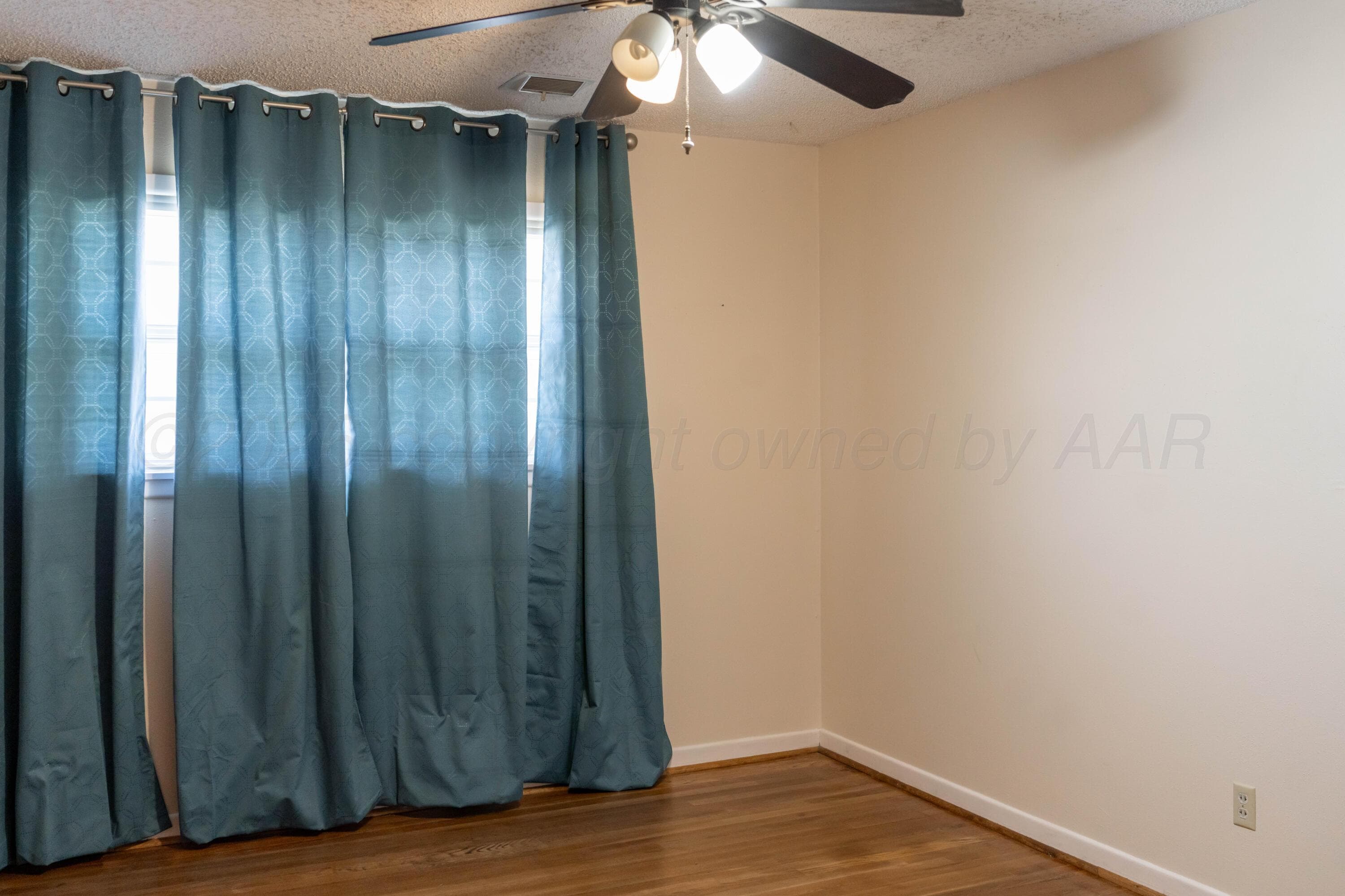 909 S Madden Street, Shamrock, TX 79079, photo 25