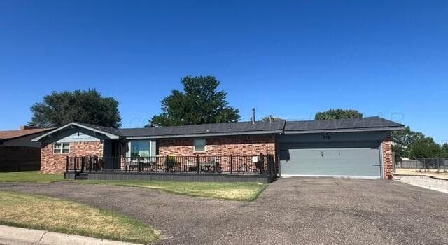 312 S Dahlia Street, Booker, TX 79005