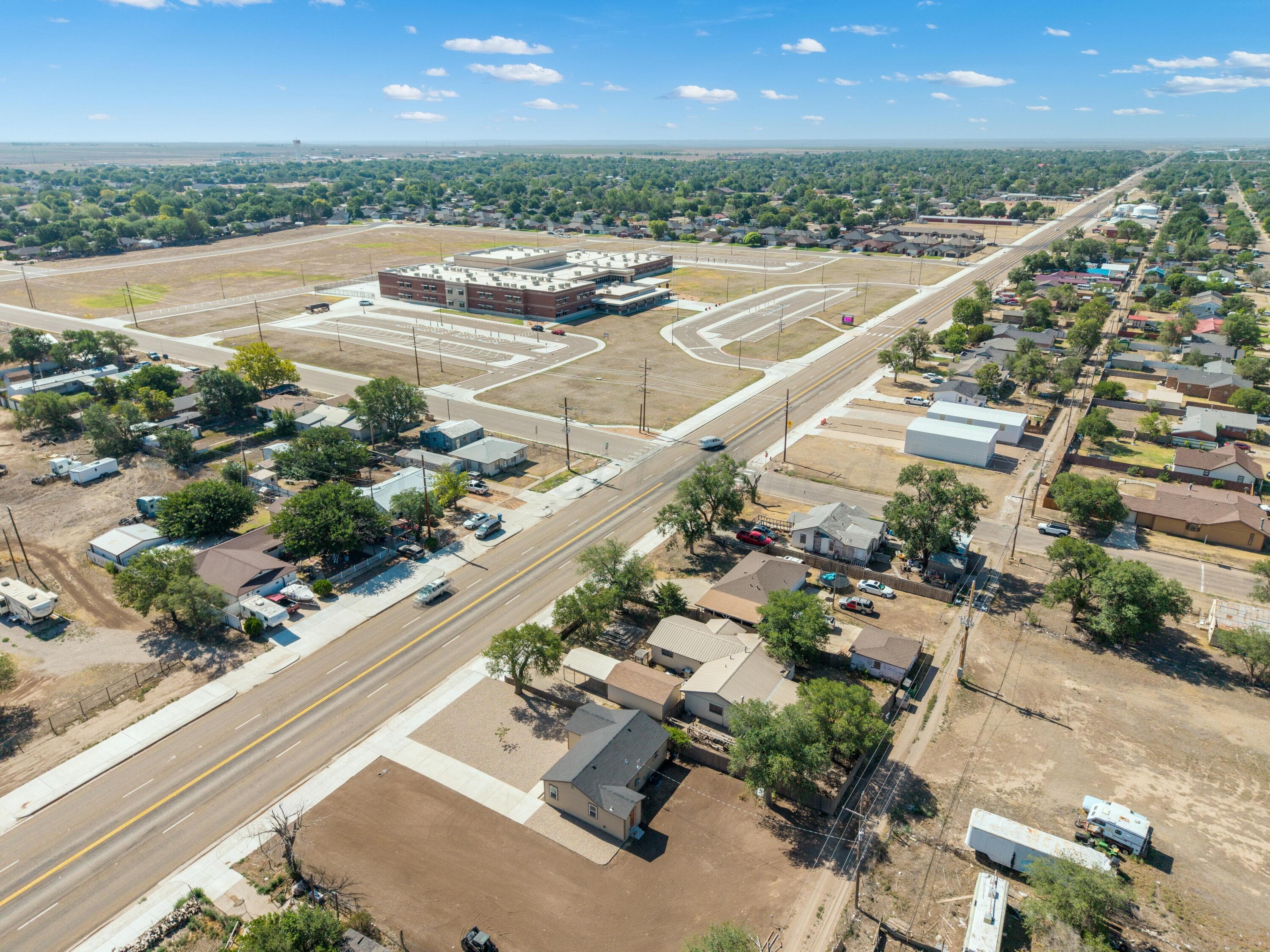 809 N MADDOX Avenue, Dumas, TX 79029-7813, photo 18