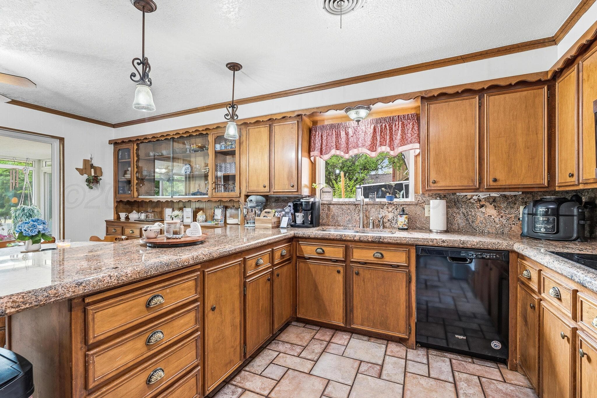 1404 CREEKMERE Drive, Canyon, TX 79015-5228, photo 24