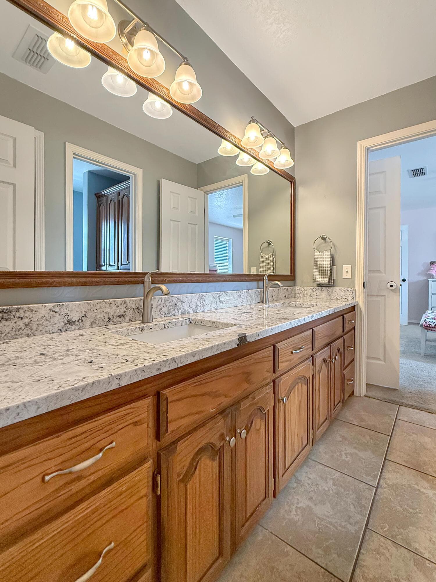 308 Loma Linda Lane, Borger, TX 79007, photo 32