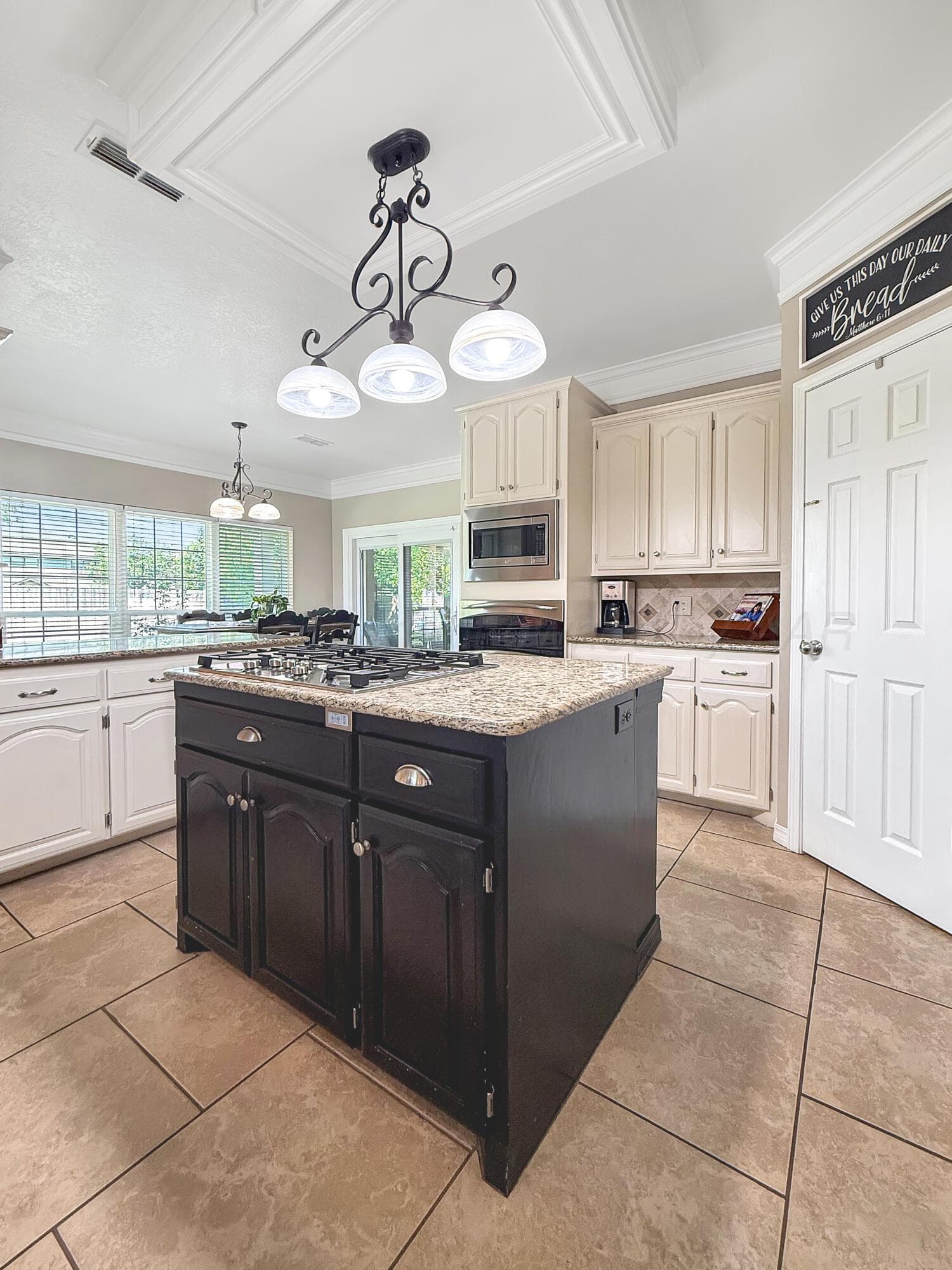 308 Loma Linda Lane, Borger, TX 79007, photo 17