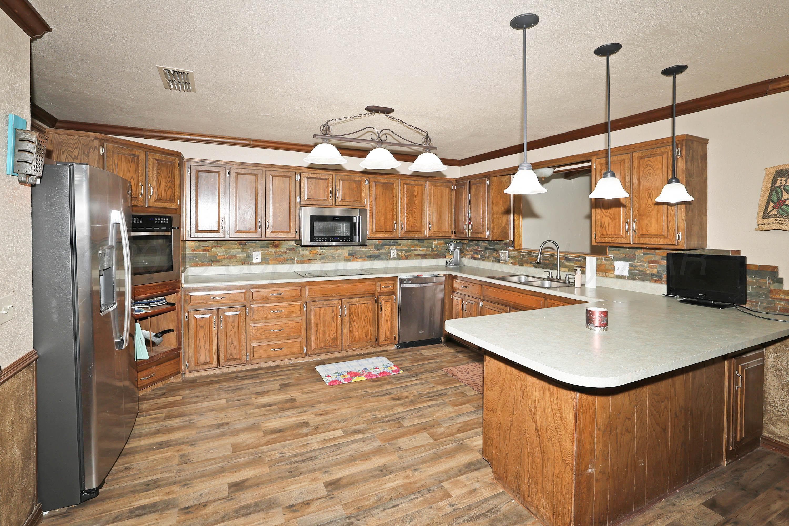 1005 Bennett Drive, Dumas, TX 79029, photo 11
