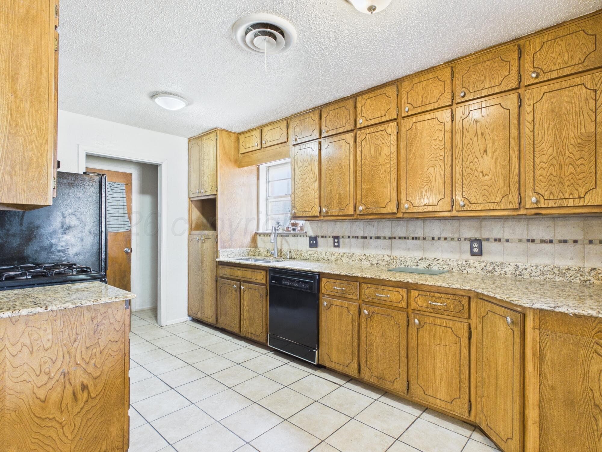1113 Powell Avenue, Dumas, TX 79029, photo 9