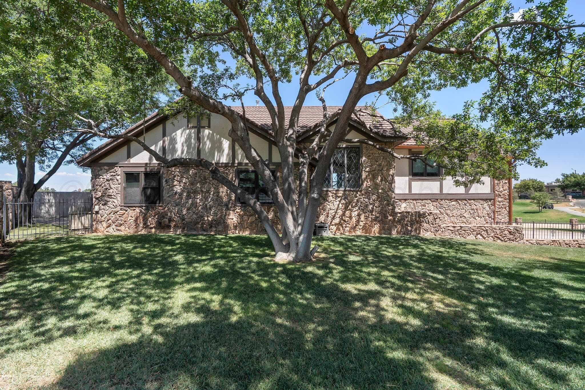 9 COUNTRY CLUB Drive, Amarillo, TX 79124, photo 37