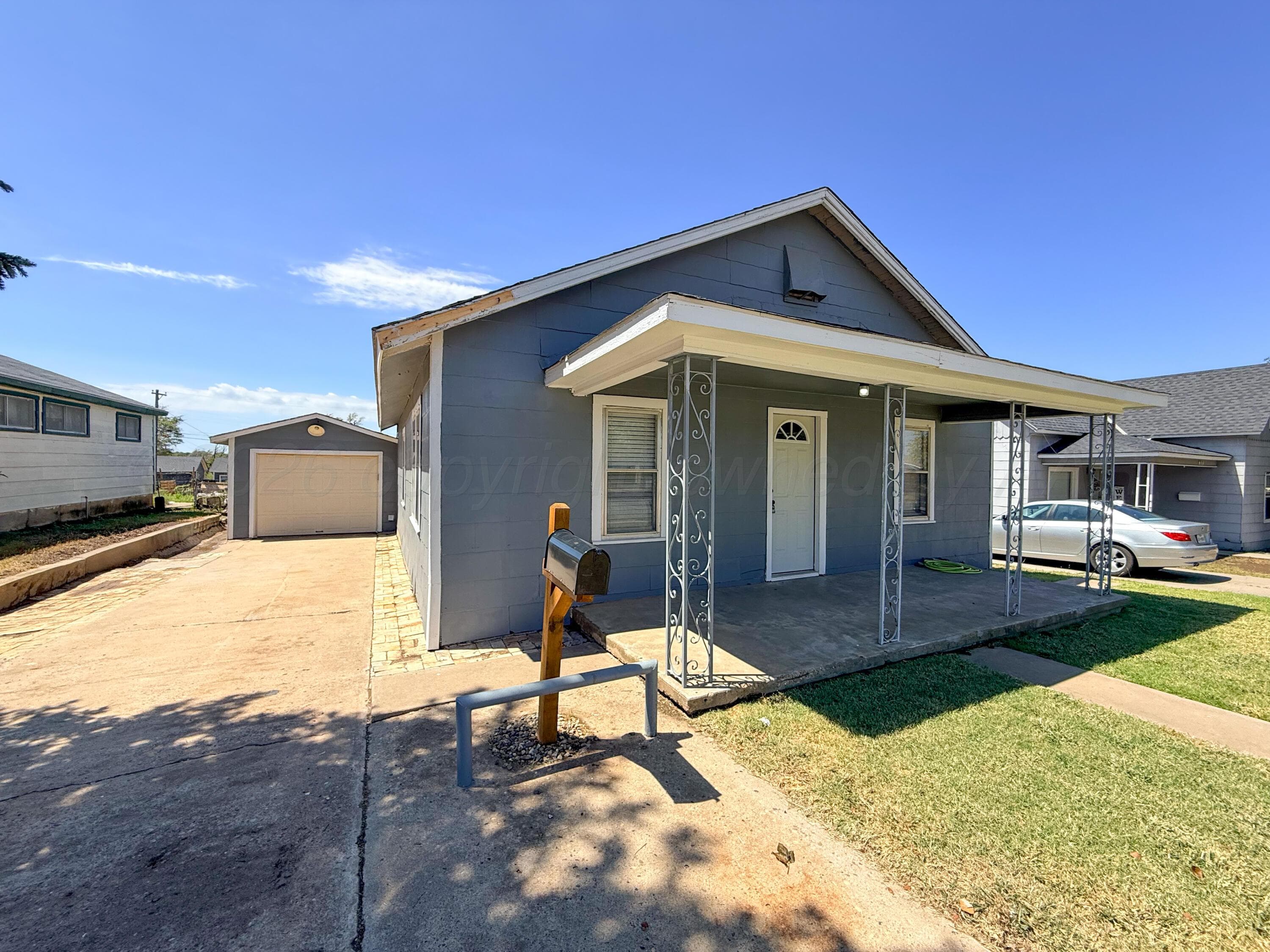 629 N SLOAN Street, Pampa, TX 79065-4831, photo 4