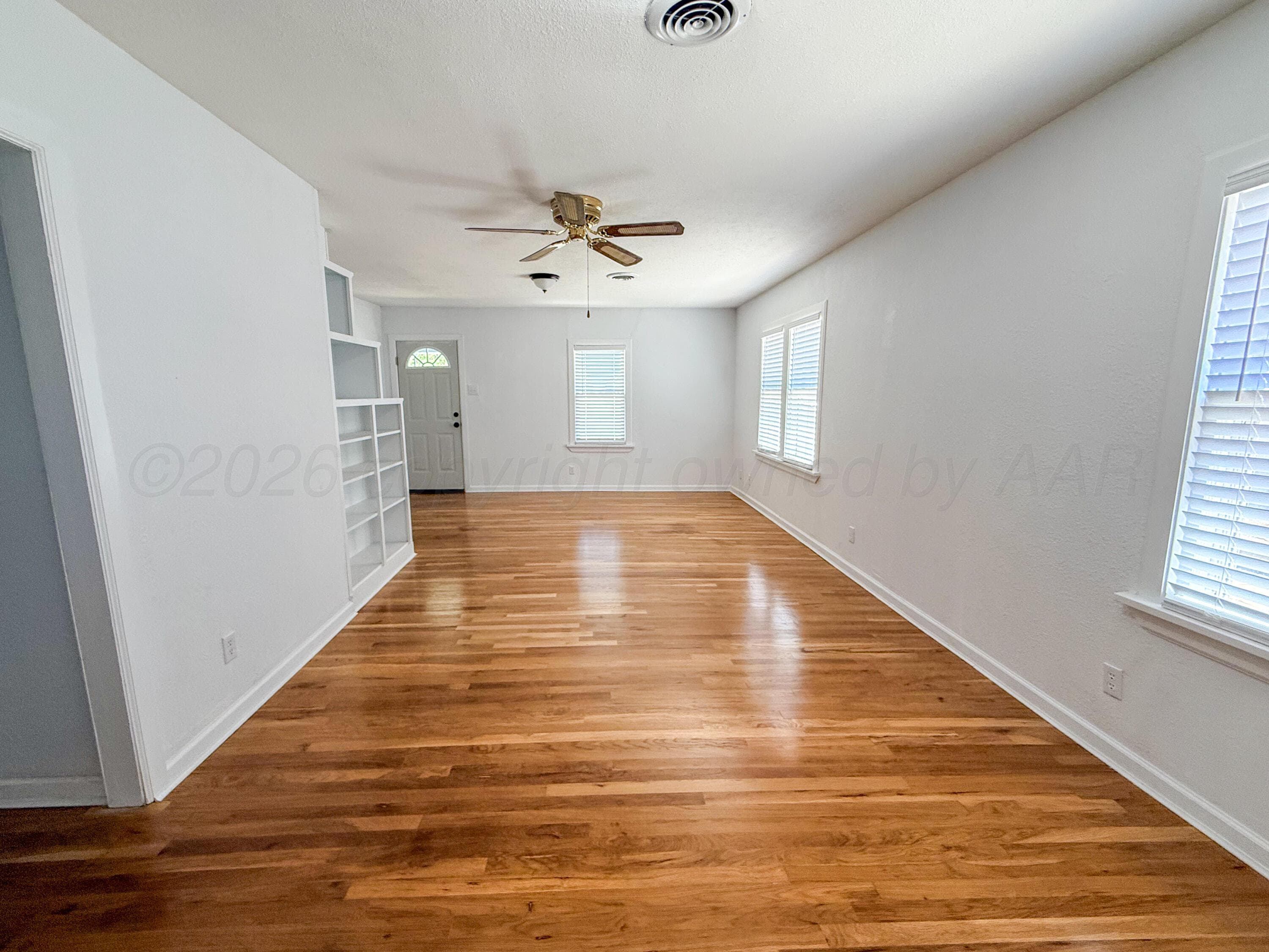 629 N SLOAN Street, Pampa, TX 79065-4831, photo 9